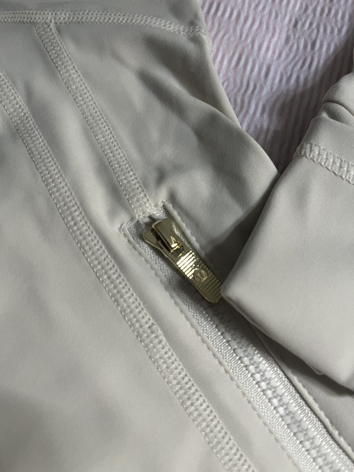 Lululemon Lululemon cropped define jacket Size M / US 6-8 / IT 42-44 - 3 Thumbnail
