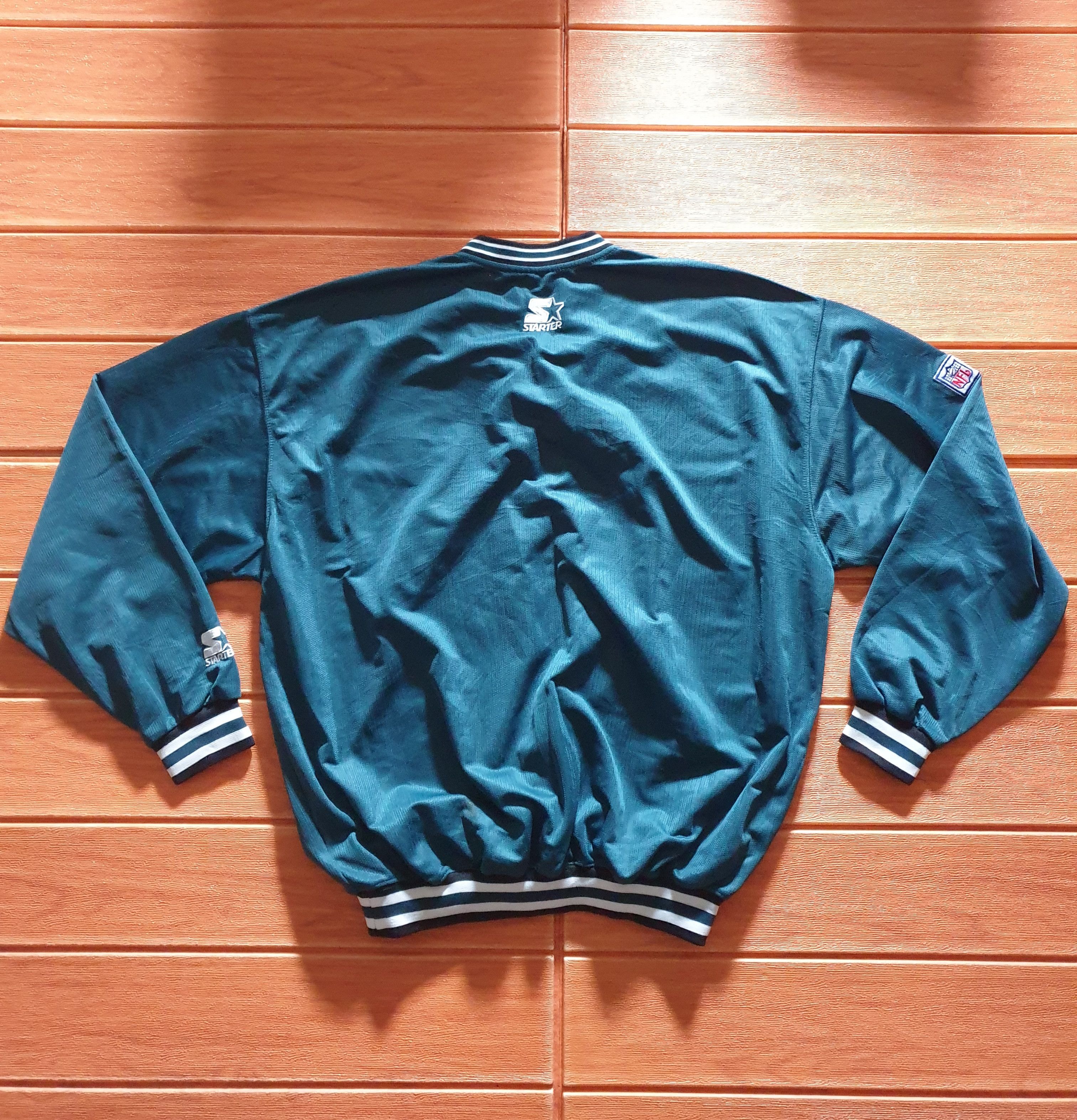 NFL 💥Nfl Pro line eagles green colour sweater Size US L / EU 52-54 / 3 - 6 Thumbnail
