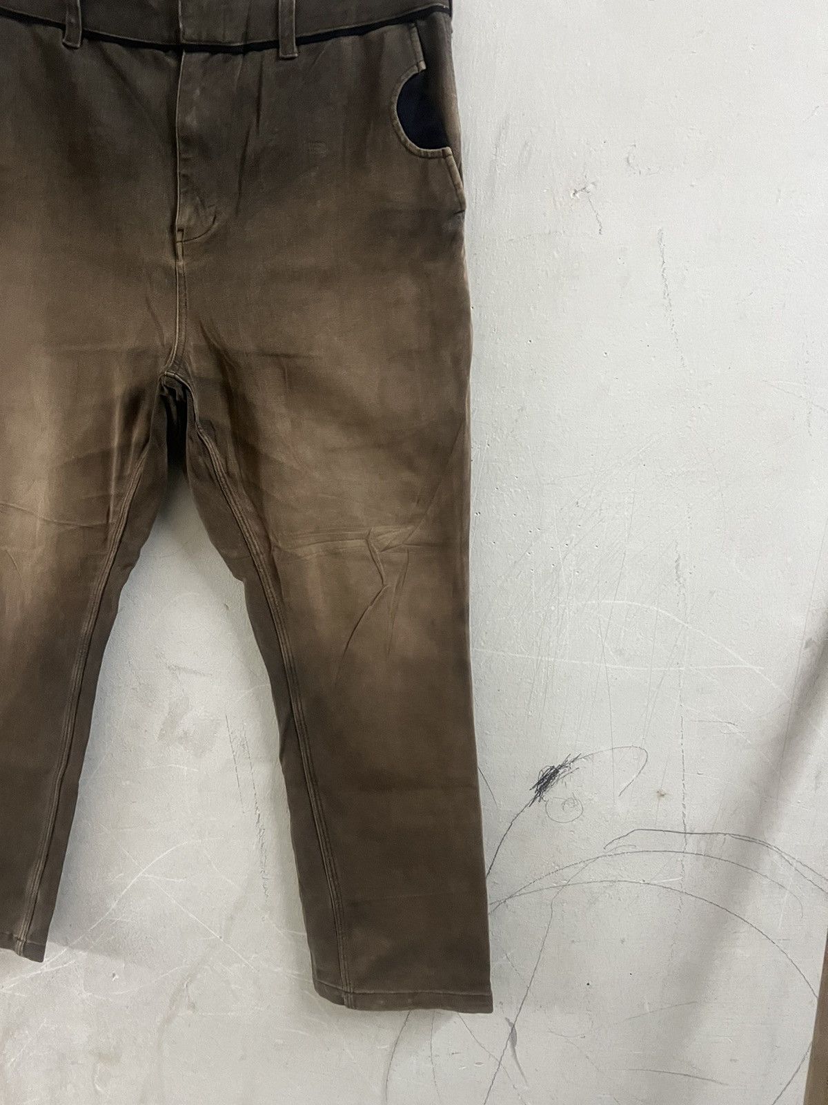 SEMANTIC DESIGN BROWN FADED