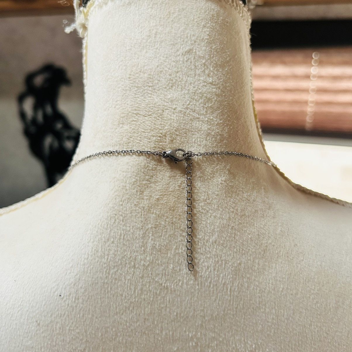 Handmade Handcrafted delicate rose pendant on chain necklace Size ONE SIZE - 4 Thumbnail
