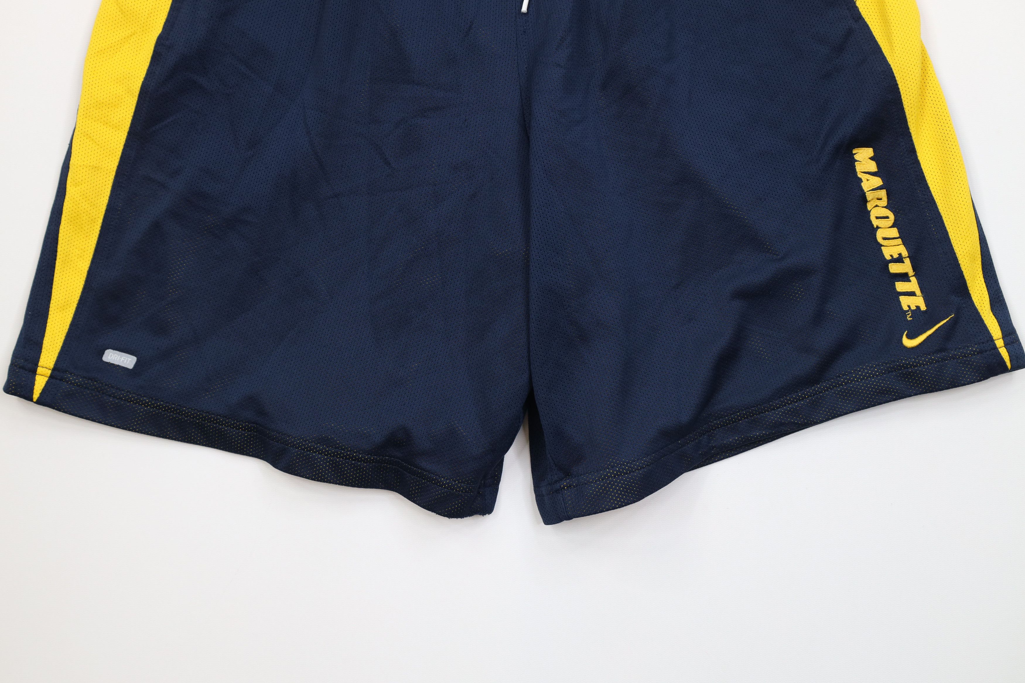 Nike Vintage Nike Swoosh Marquette University Mesh Shorts Blue Size US 32 / EU 48 - 4 Thumbnail