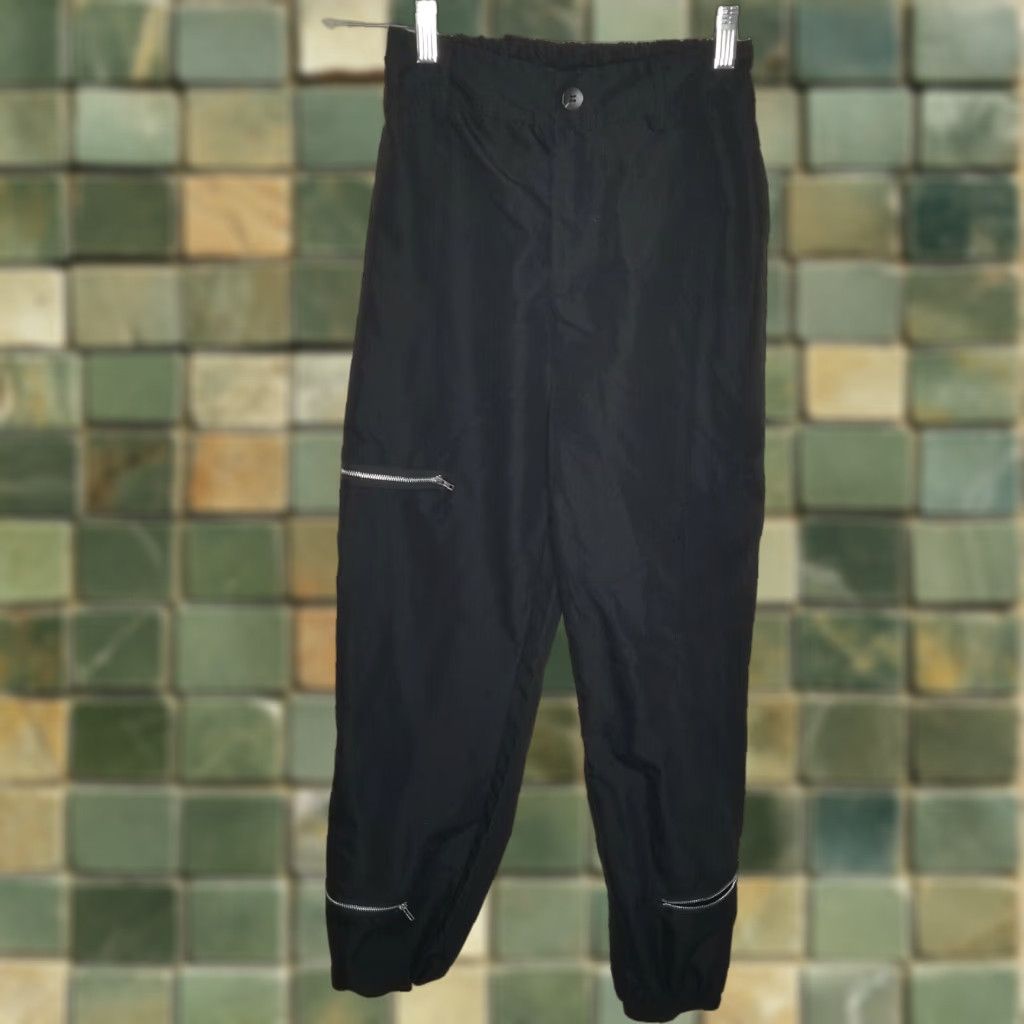 Shein VINTAGE? No — It's SheIn Women Jogger Pants Elastic Waist Black S, Women's Joggers, Size Small, Black, Elastic Waist, Zipper, SheIn Brand Size 28" / US 6 / IT 42 - 1 Thumbnail