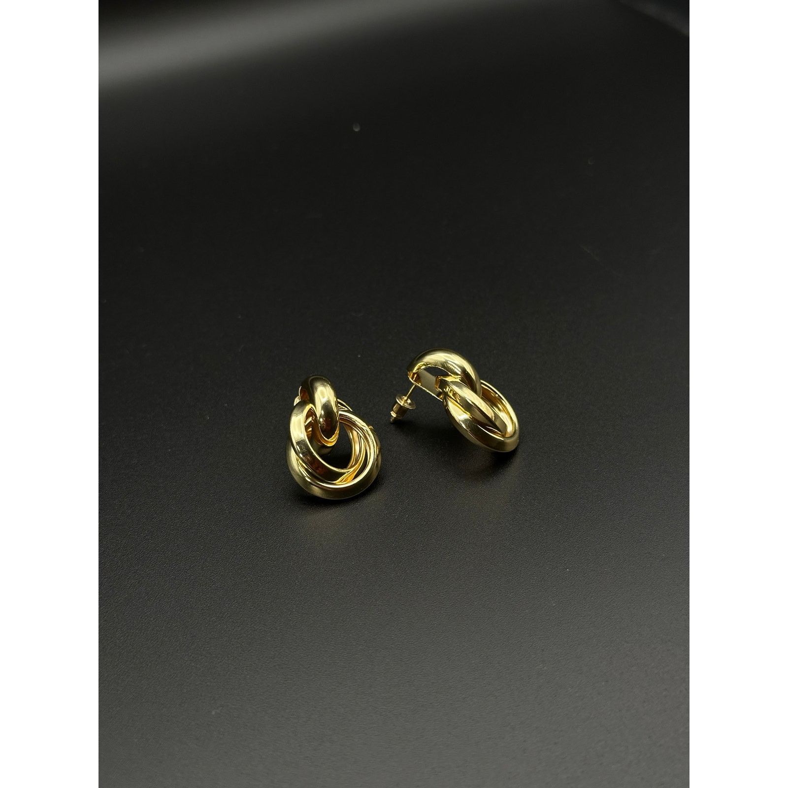 Jewelry Cute Gold Hoop Designed Earrings Size ONE SIZE - 2 Thumbnail
