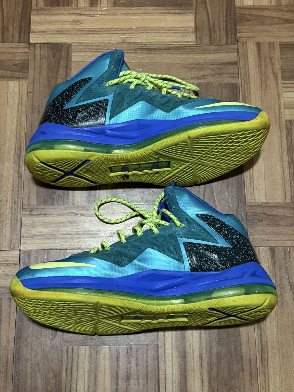 Nike Nike LeBron X Elite Miami Dade Size US 11 / EU 44 - 2 Thumbnail