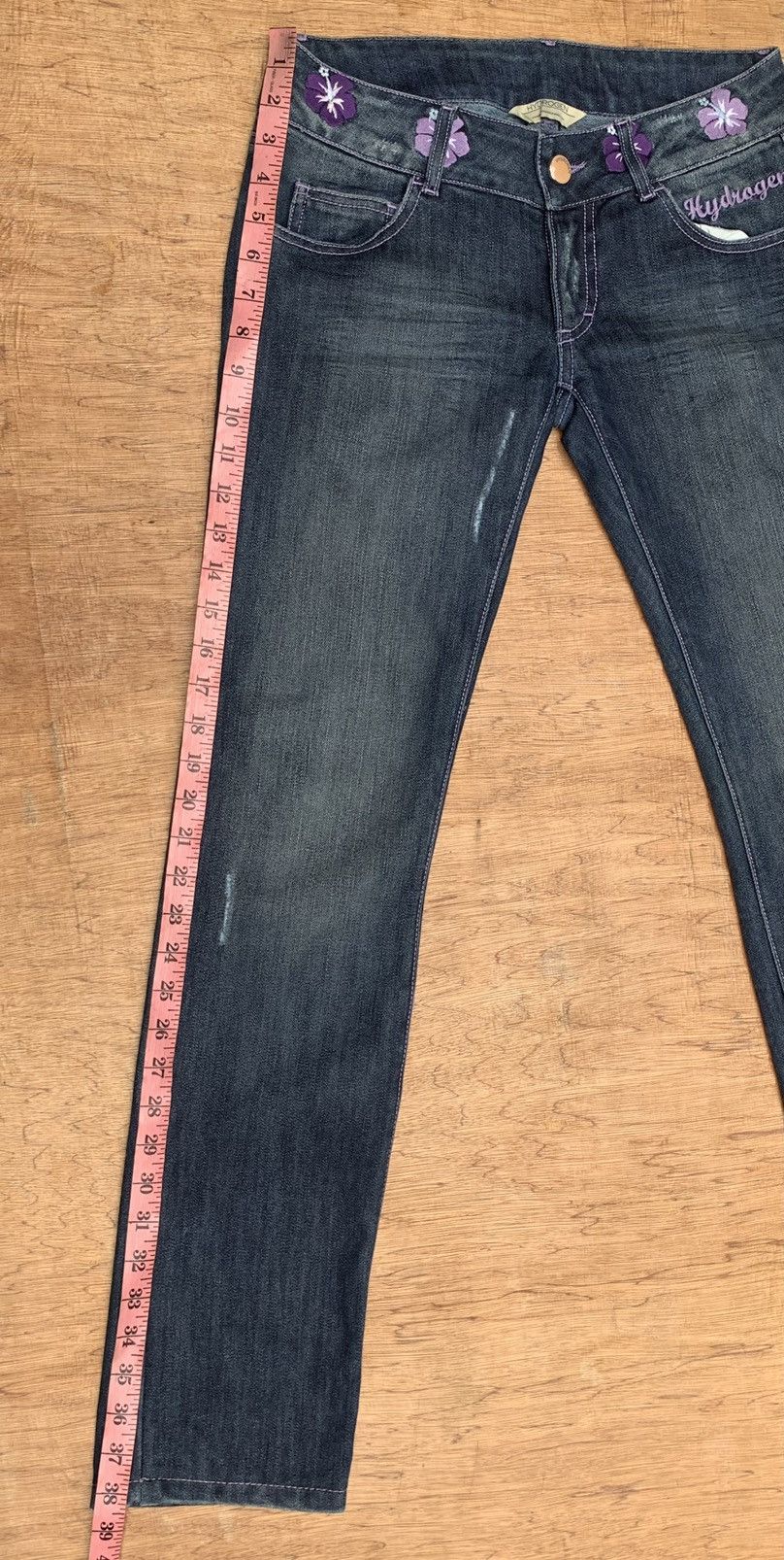 HYDROGEN Rare..Hydrogen Hibiscus Flower Embroidered Streching Jeans Size 29" - 25 Thumbnail