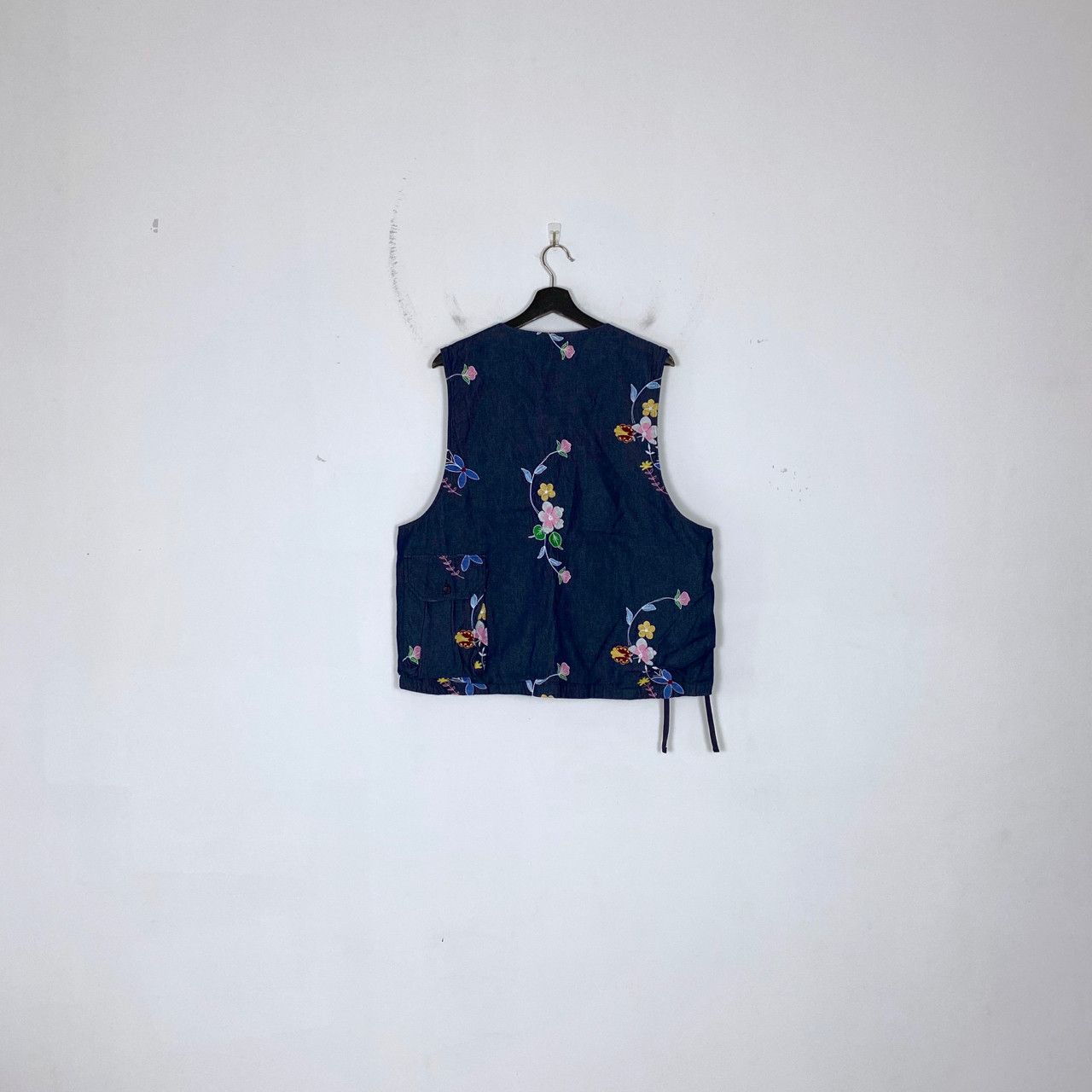 Engineered Garments INDIGO DENIM FLORAL EMBROIDERY COVER VEST Size US L / EU 52-54 / 3 - 2 Thumbnail