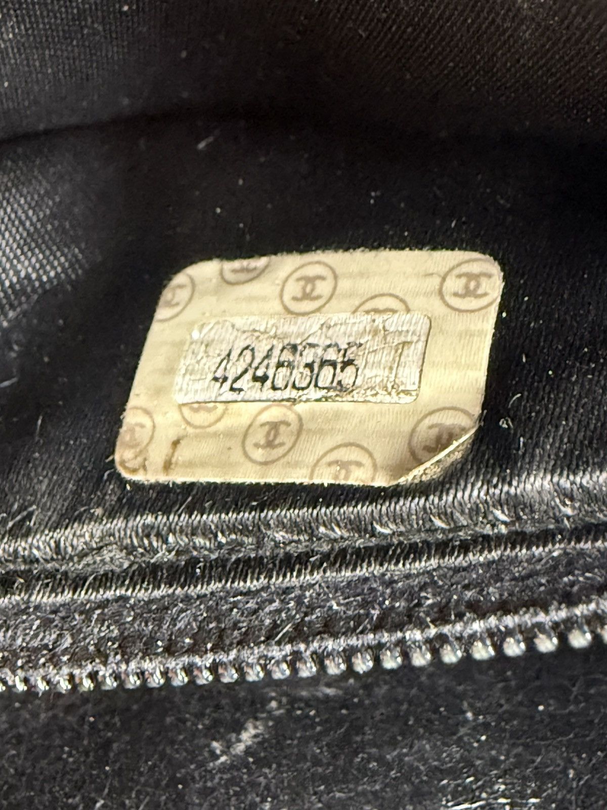 Chanel × Vintage Vintage Chanel Waist Bag Size ONE SIZE - 20 Thumbnail