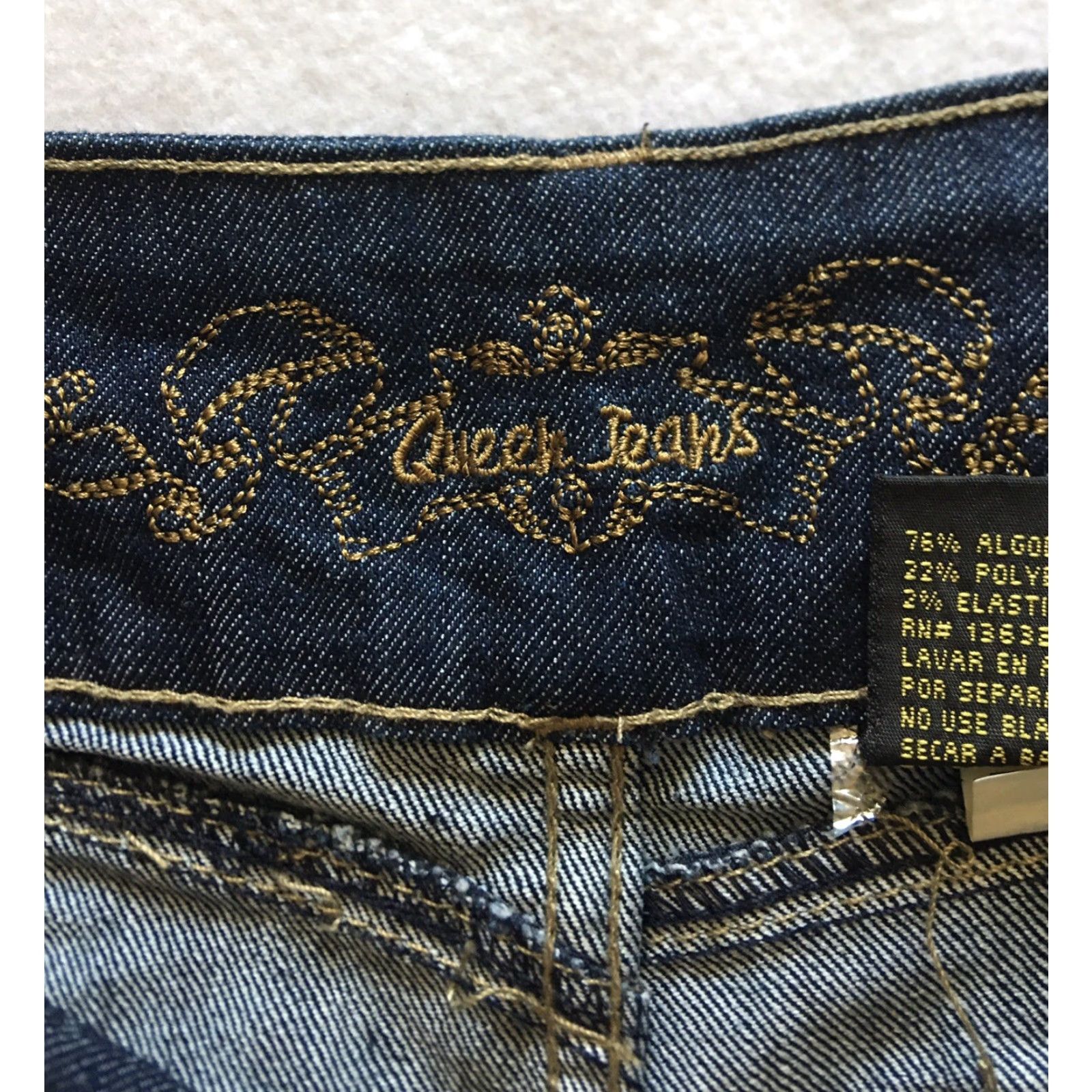 Denime Queen Jeans Women’s Jeans Skinny Women’s Junior Size 11 Dark Wash Blue Stretch Denim Pockets Zip Low Rise Size 32" / US 10 / IT 46 - 6 Thumbnail