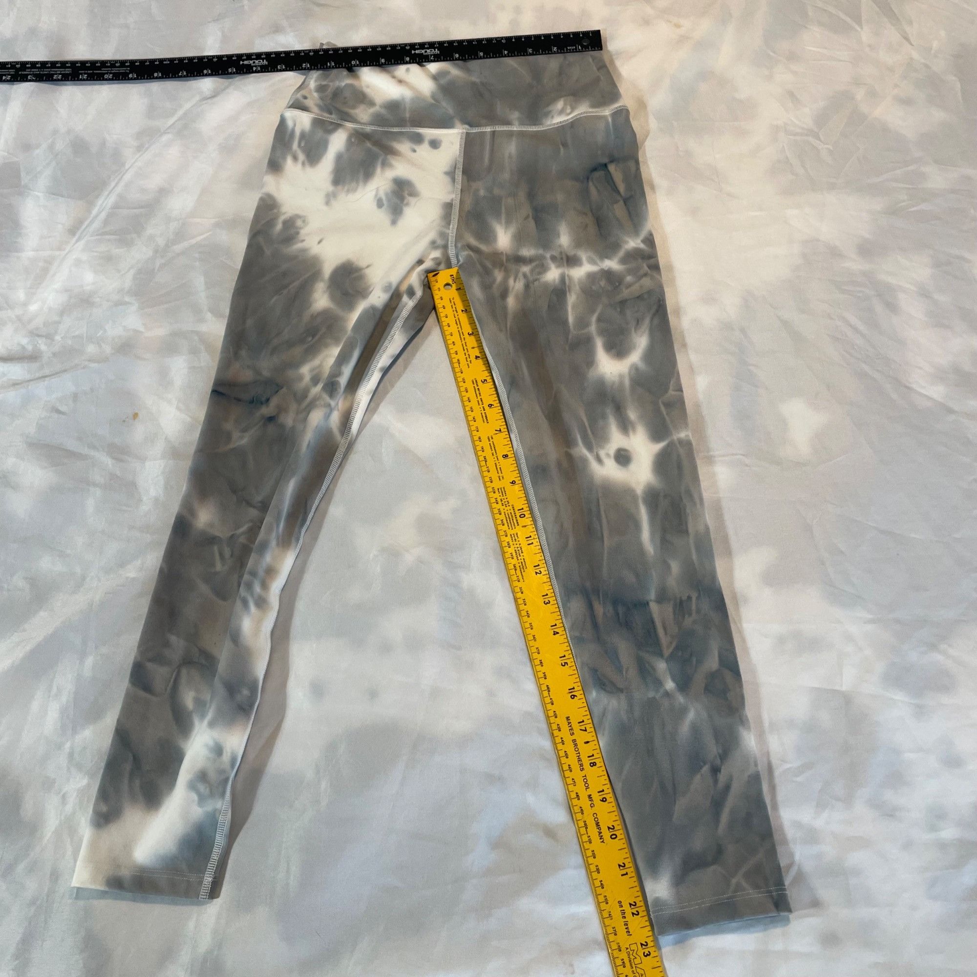 Other Tie Dye High Waisted Leggings Sage Collective Women Small Size 26" / US 2 / IT 38 - 5 Thumbnail