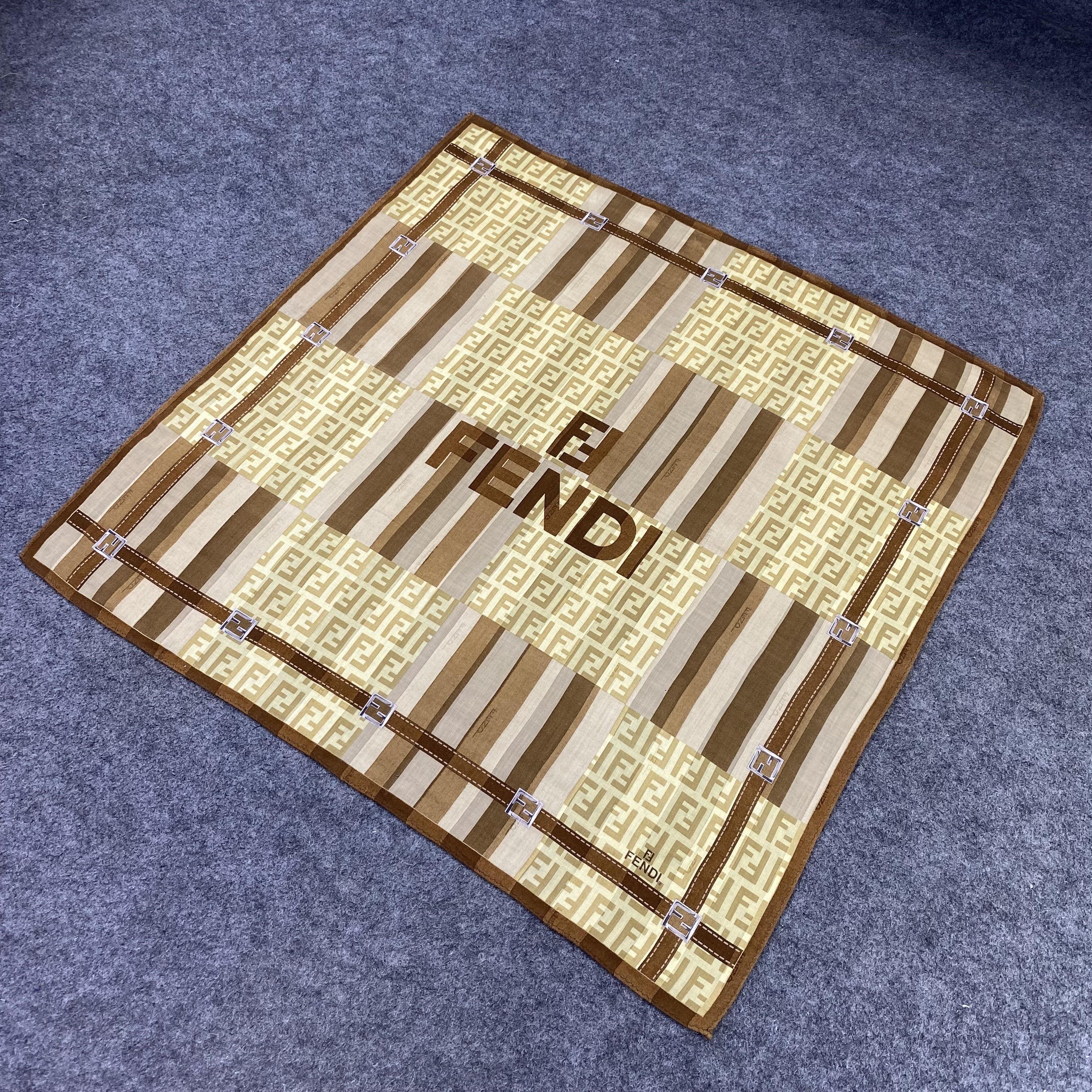 Fendi Fendi Handkerchief Neckerchief Bandana-B1956 Size ONE SIZE - 4 Thumbnail