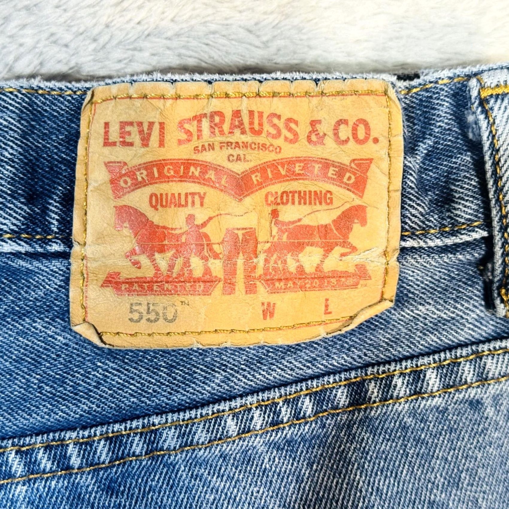 Levi's Levis 550 Jeans Mens 44x32 43x31 Blue Medium Wash Relaxed Tapered Denim Size US 44 / EU 60 - 4 Thumbnail