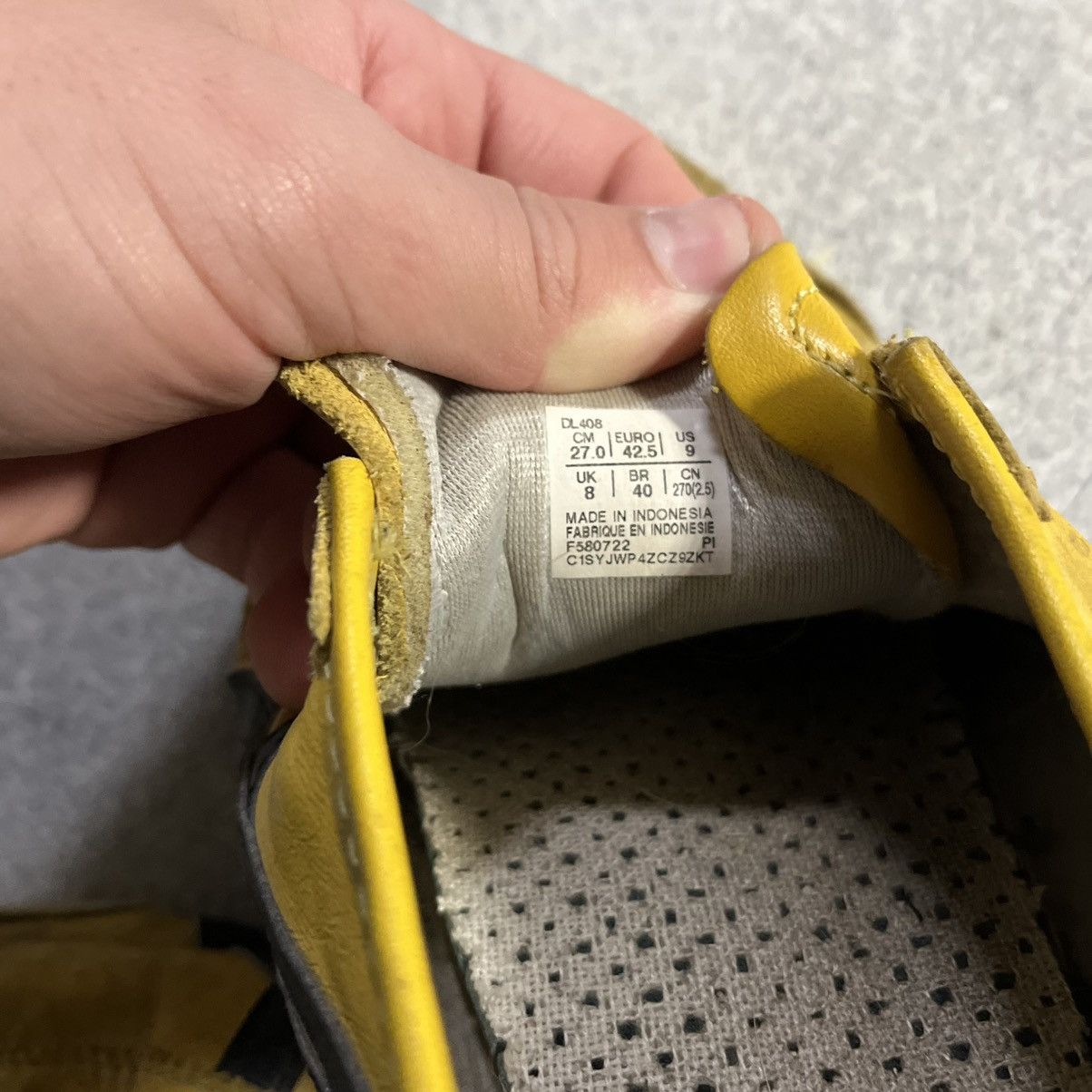 Asics Asics Onitsuka Tiger Mexico 66 Kill Bill Sneakers Size US 9 / EU 42 - 12 Thumbnail