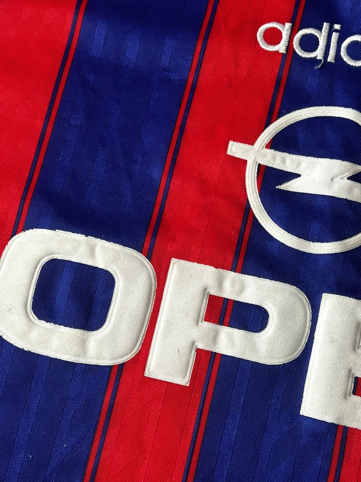 Adidas Adidas Bayern München Opel Vintage Soccer Jersey 1995/96 Size US L / EU 52-54 / 3 - 8 Thumbnail