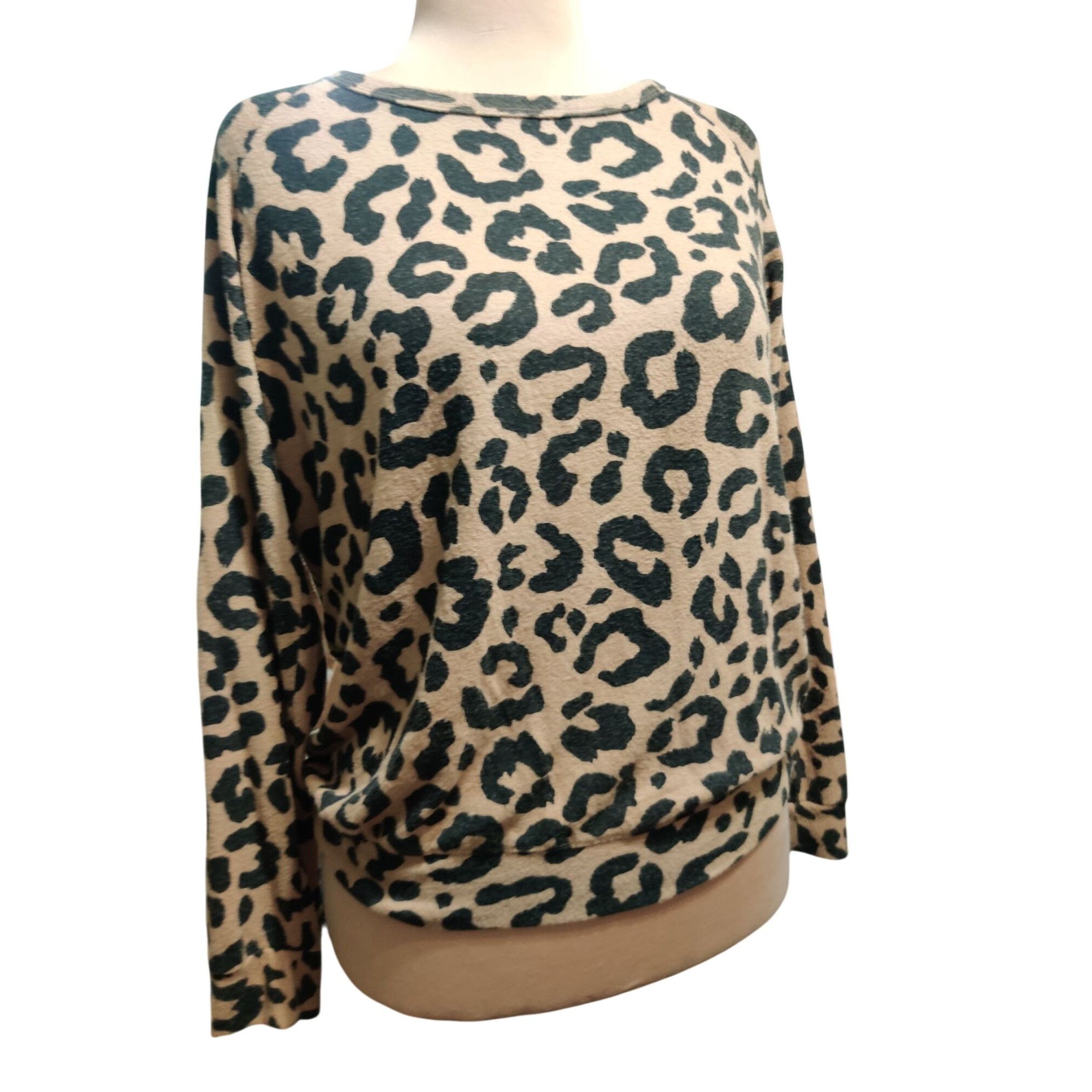Buffalo David Bitton Buffalo David Bitton size L Leopard Print Cozy Knit Top Boat Size L / US 10 / IT 46 - 2 Thumbnail