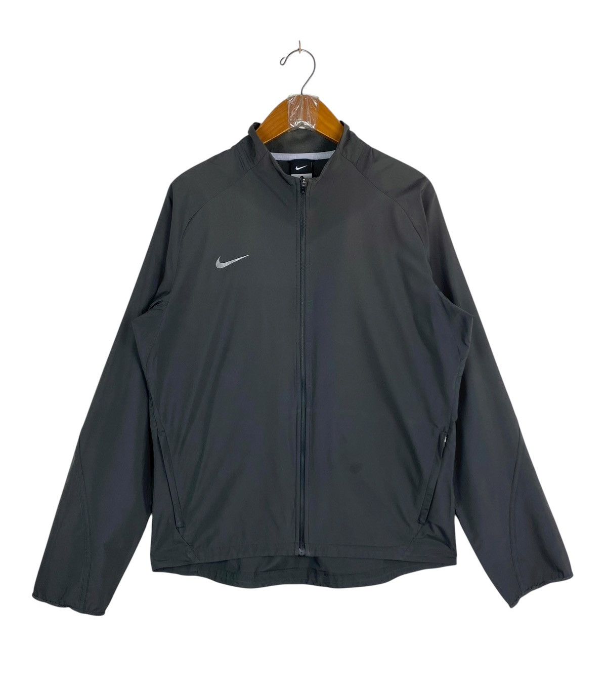 Nike Rare‼️ Nike Running Small Logo Jacket Size US S / EU 44-46 / 1 - 1 Thumbnail