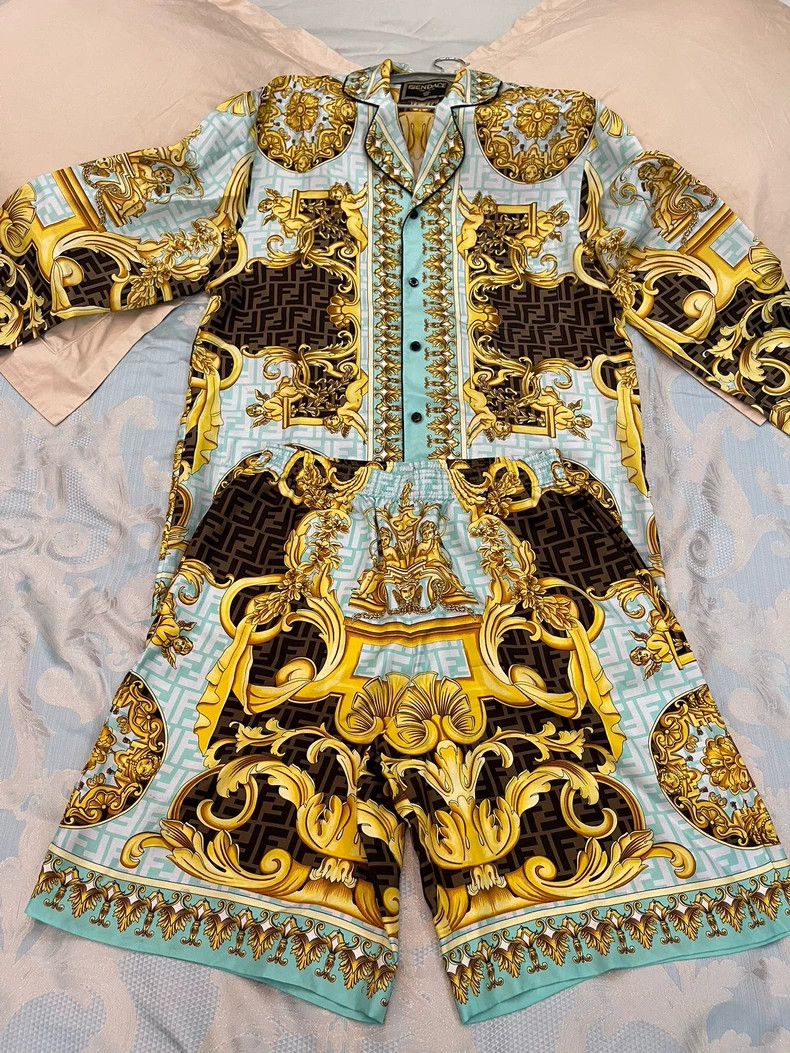 Versace Versace Mulberry silk shirt Size US XL / EU 56 / 4 - 6 Thumbnail
