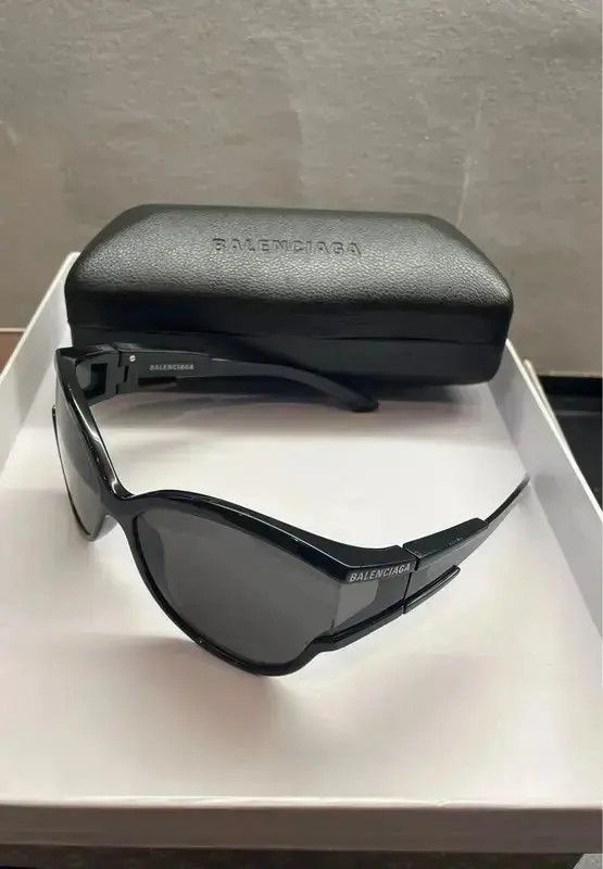 Balenciaga BALENCIAGA Sunglasses Cat Eye Wrap Shield Mask Shield Size ONE SIZE - 1 Thumbnail