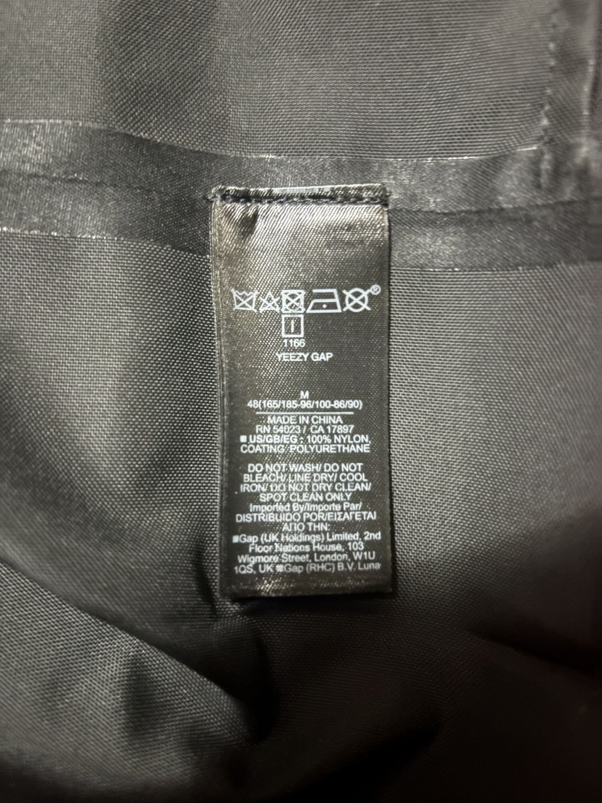 Balenciaga × Gap × Yeezy Yeezy Gap T Cut Parka Size M Engineered by Balenciaga Kanye Size US M / EU 48-50 / 2 - 7 Thumbnail