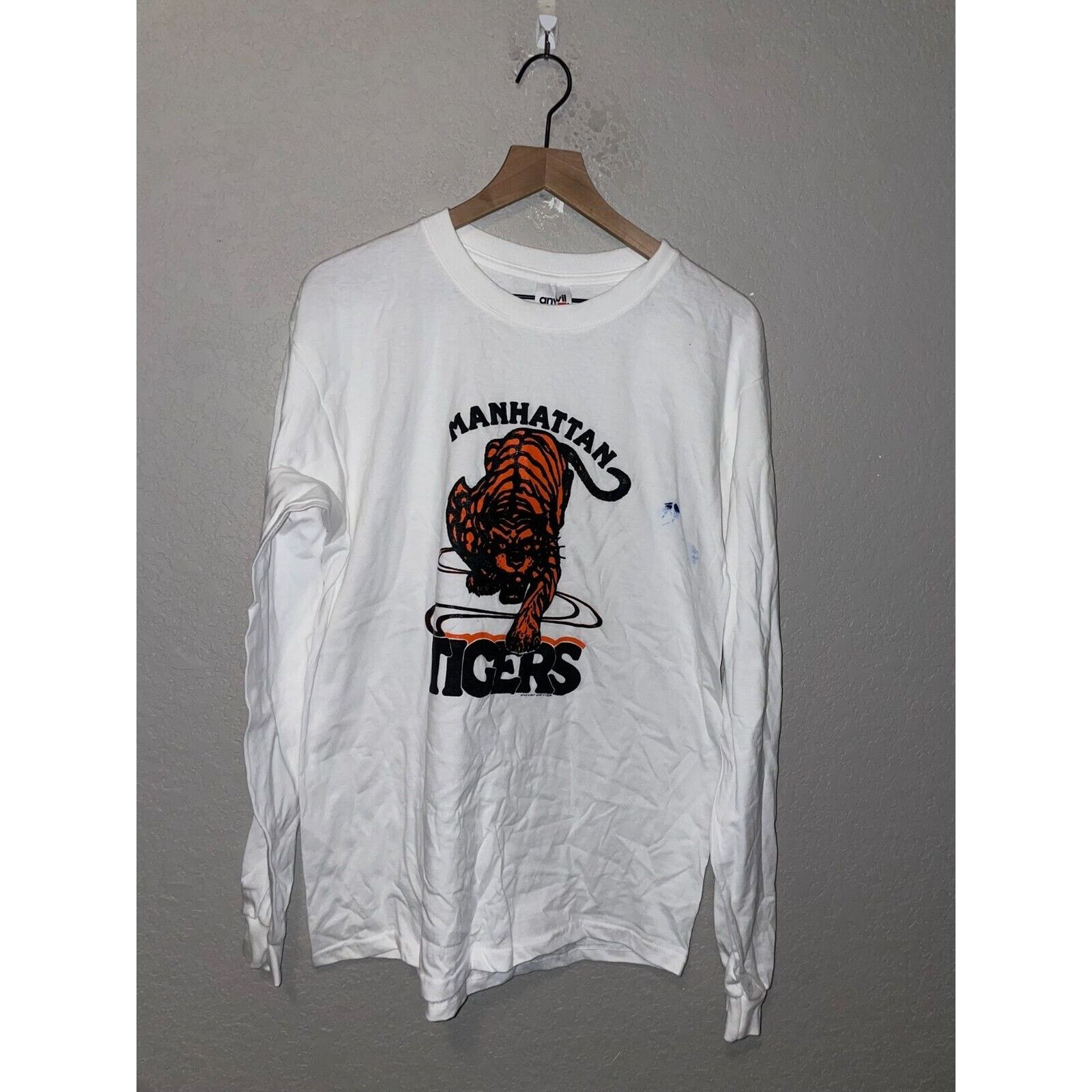 Anvil Vintage Manhattan Long Sleeve Shirt Tigers Paint stain 90s Size US L / EU 52-54 / 3 - 1 Thumbnail