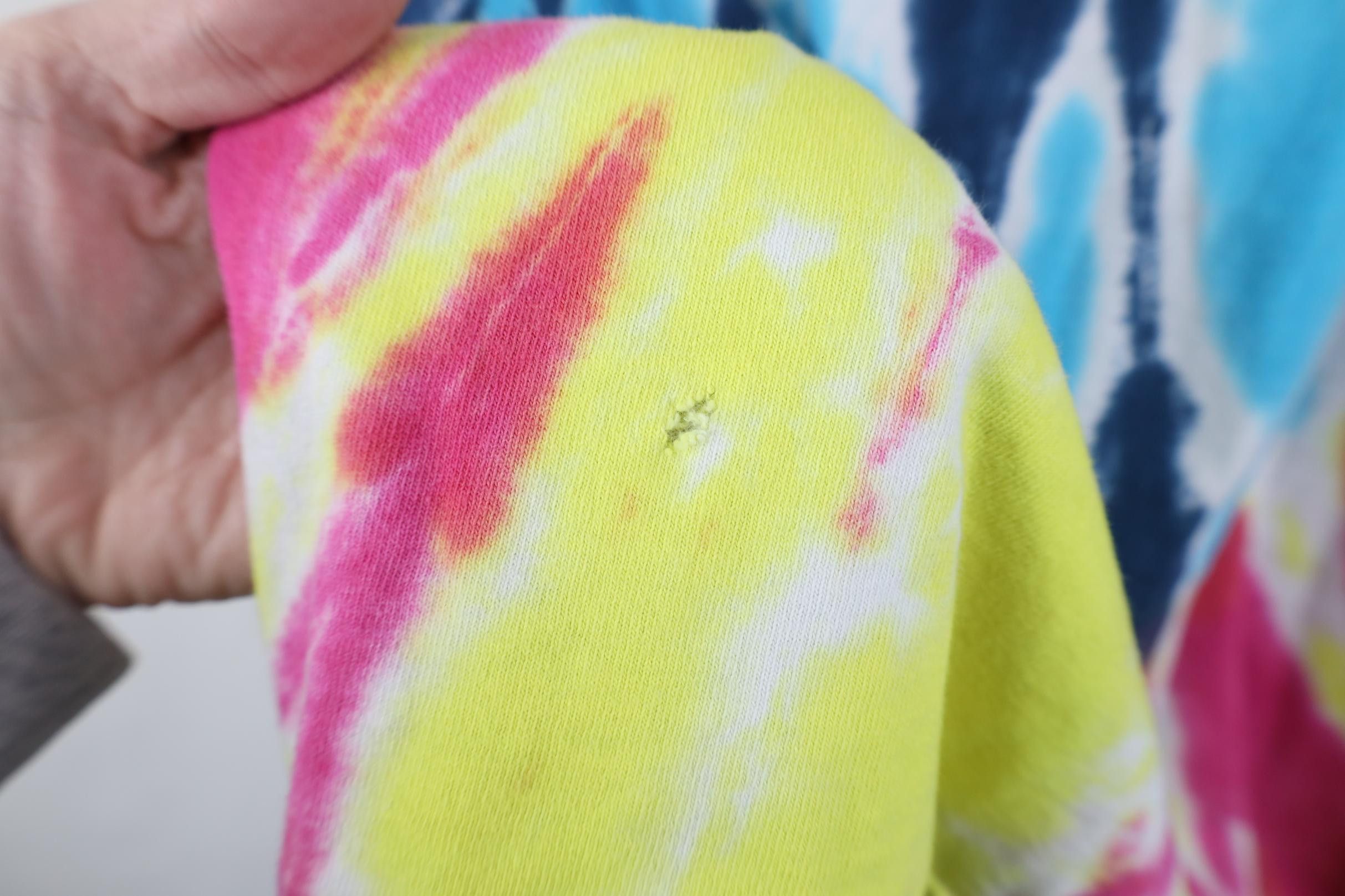 Vintage Vintage 90s Streetwear Ride Free Rainbow Tie Dye T-Shirt Size US XL / EU 56 / 4 - 9 Thumbnail