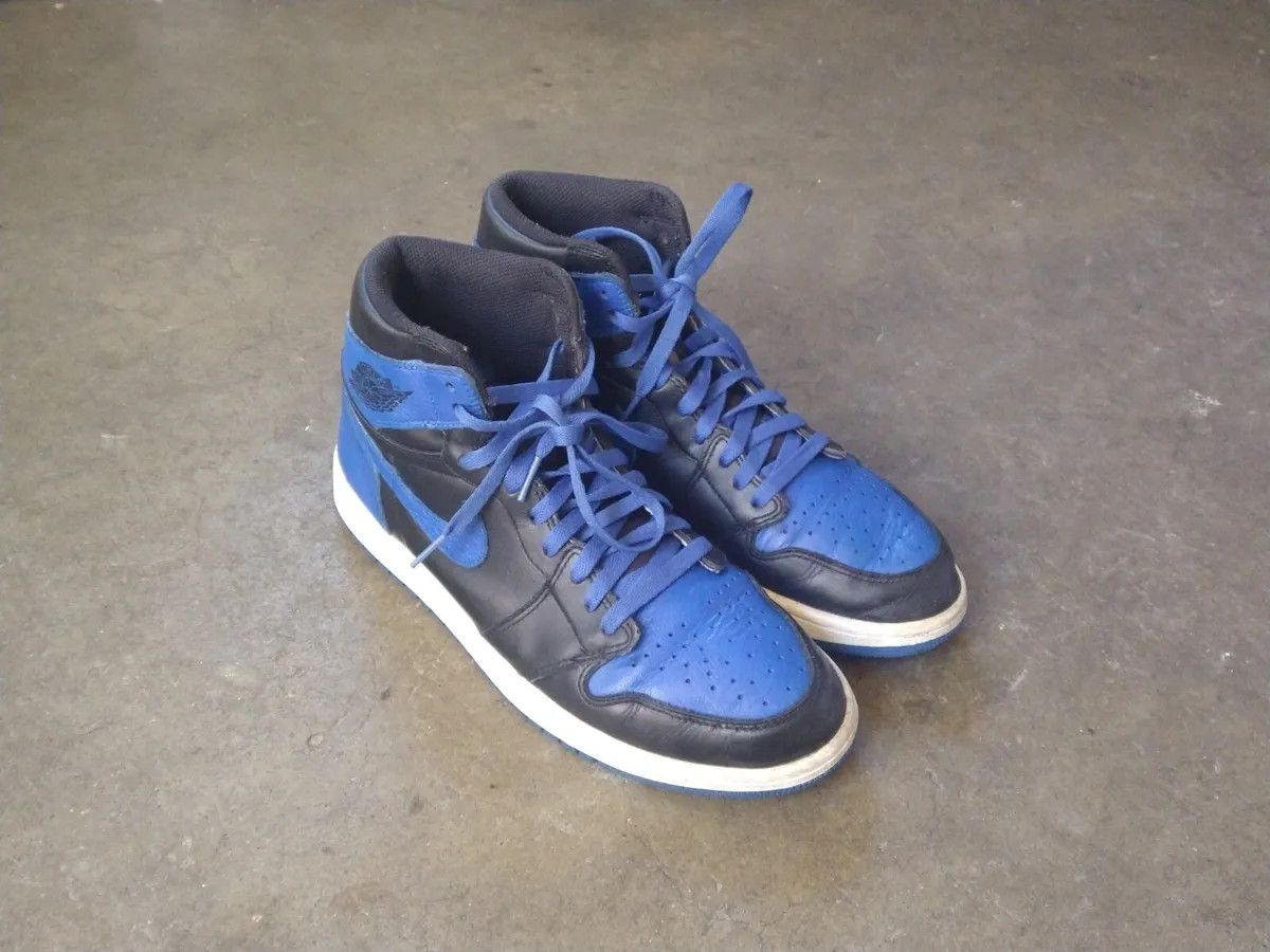 Jordan Brand Nike Air Jordan Retro 1 High OG Royals Size 10.5 555088-007 Size US 10.5 / EU 43-44 - 3 Thumbnail
