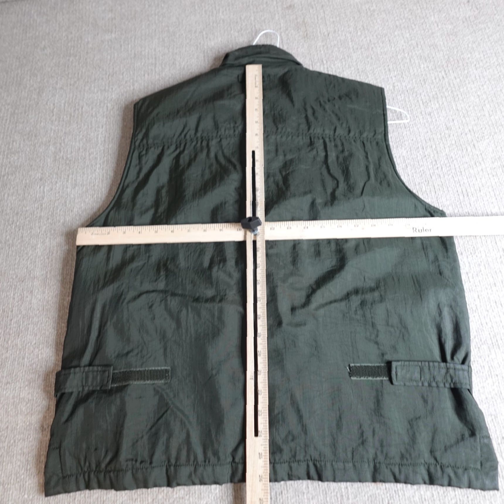 Vintage VINTAGE Gap Vest Medium Green Nylon Fleece Full Zip Embroidered Casual Men XS? (Error) Size US M / EU 48-50 / 2 - 4 Thumbnail