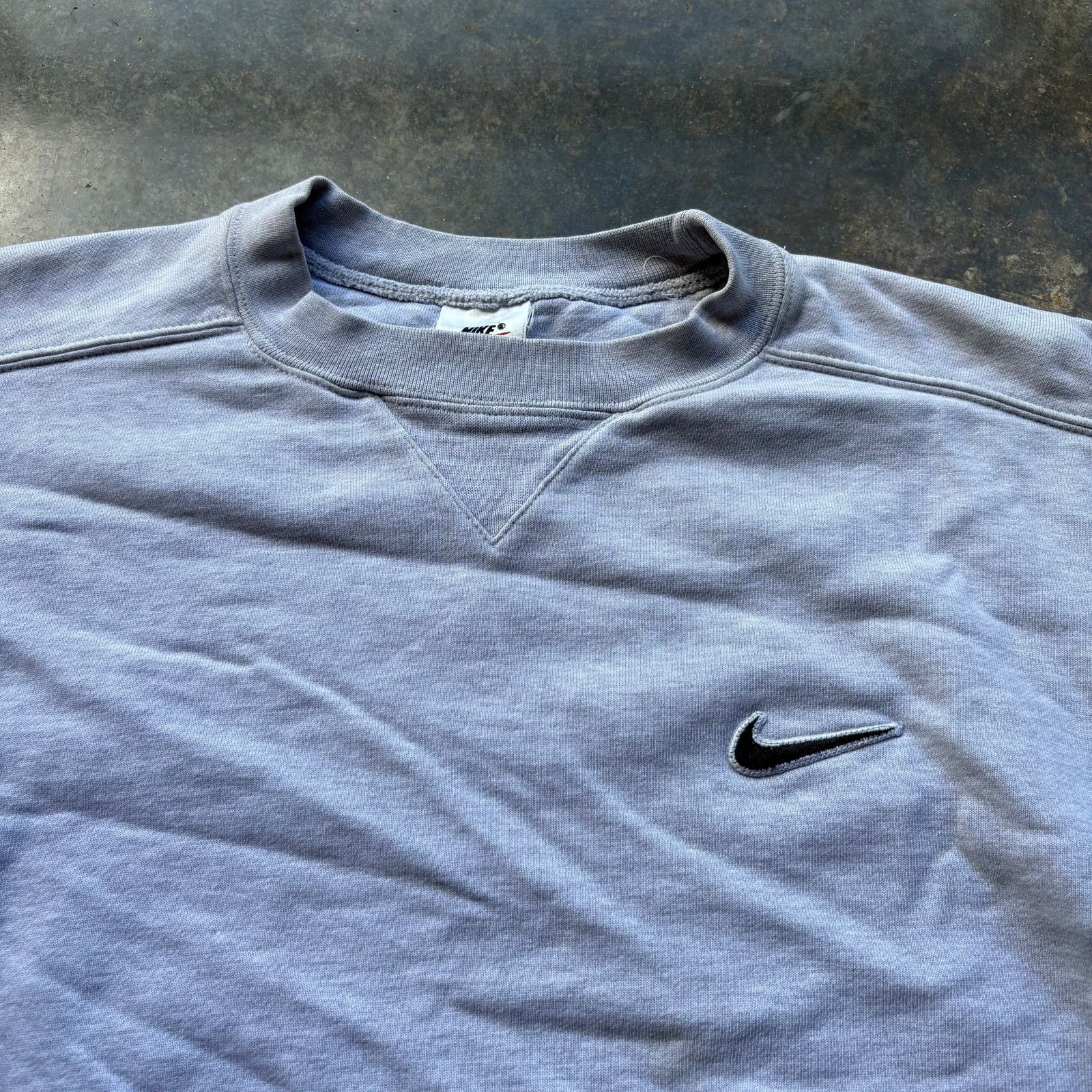 Nike Vintage 90s Y2K Thick Nike Swoosh Sweatshirt Size US M / EU 48-50 / 2 - 3 Thumbnail