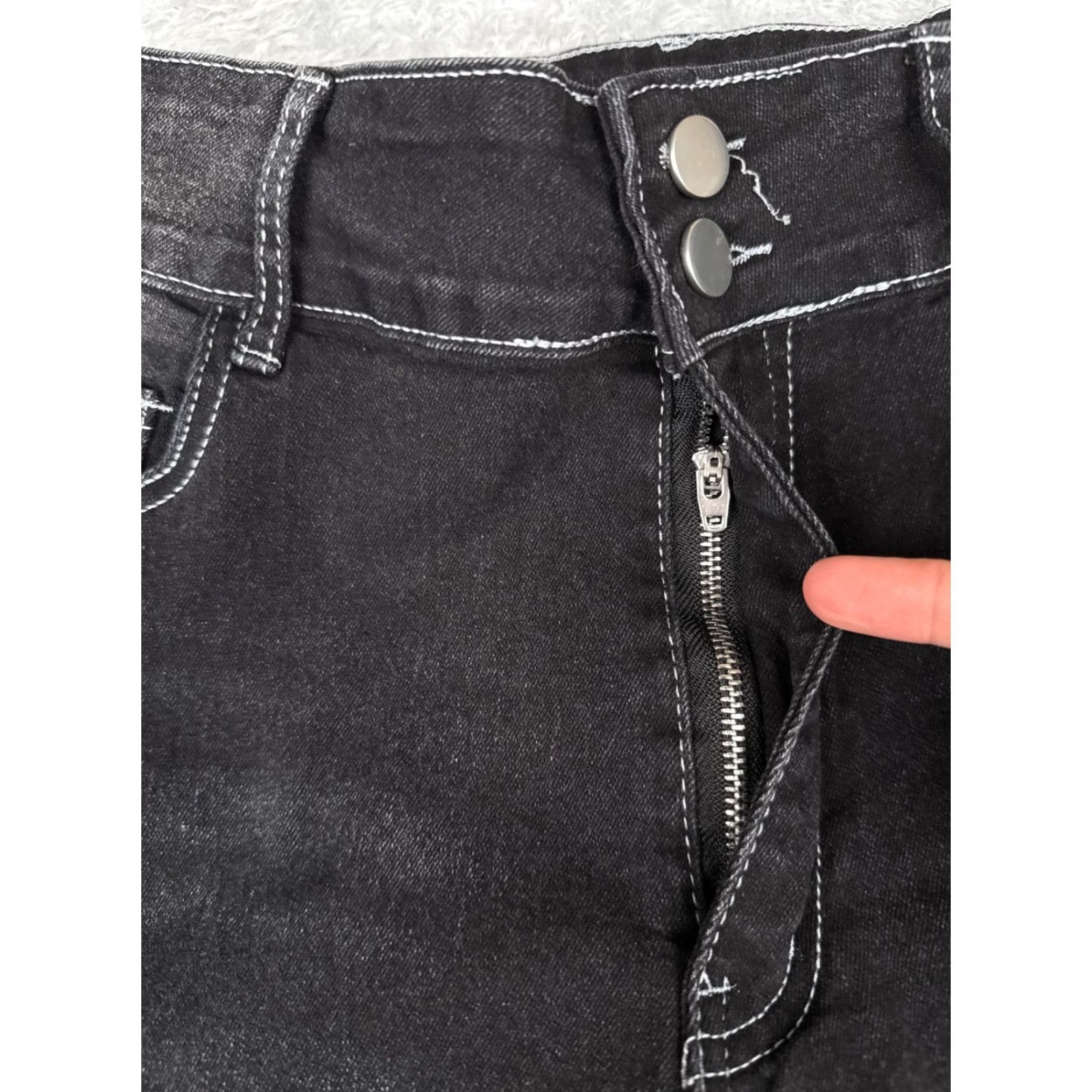 Vintage Women Jeans Black Denim Flared High Rise Raw Hem Cotton Blend 30x28 Size 30" / US 8 / IT 44 - 5 Thumbnail