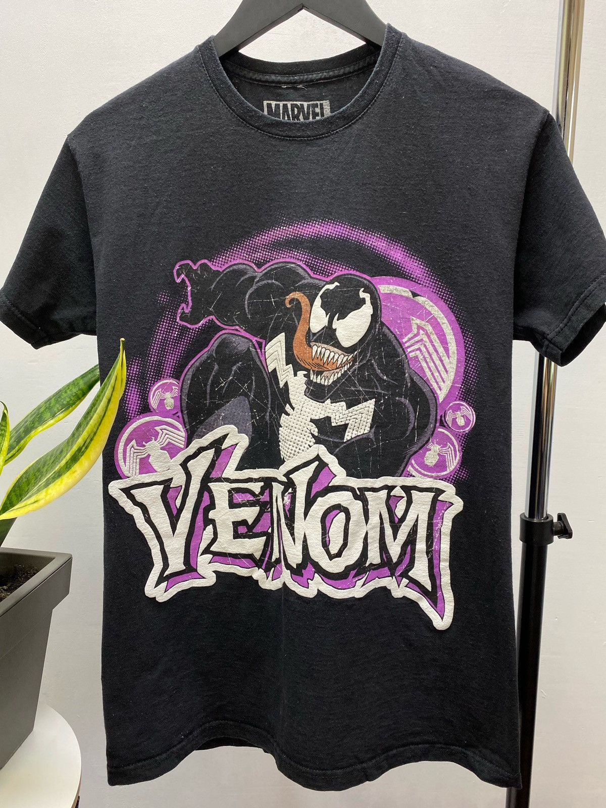 DC Comics × Marvel Comics Marvel Venom Graphic Big Logo T Shirt Size US L / EU 52-54 / 3 - 10 Thumbnail