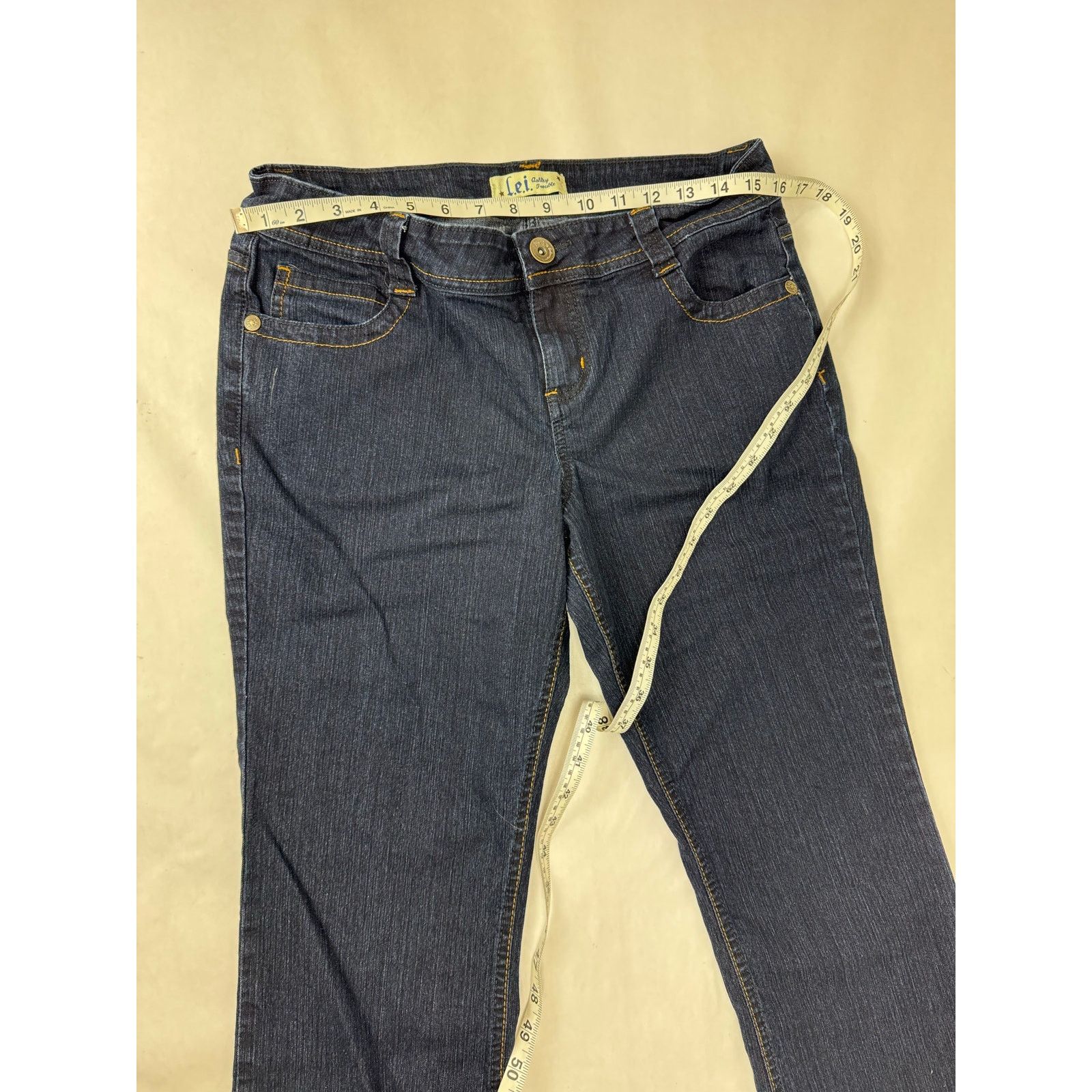 L.E.I. Vintage Y2K Low-Rise Jeans Flare Butterflies L.e.i. 11 Size 32" / US 10 / IT 46 - 6 Thumbnail