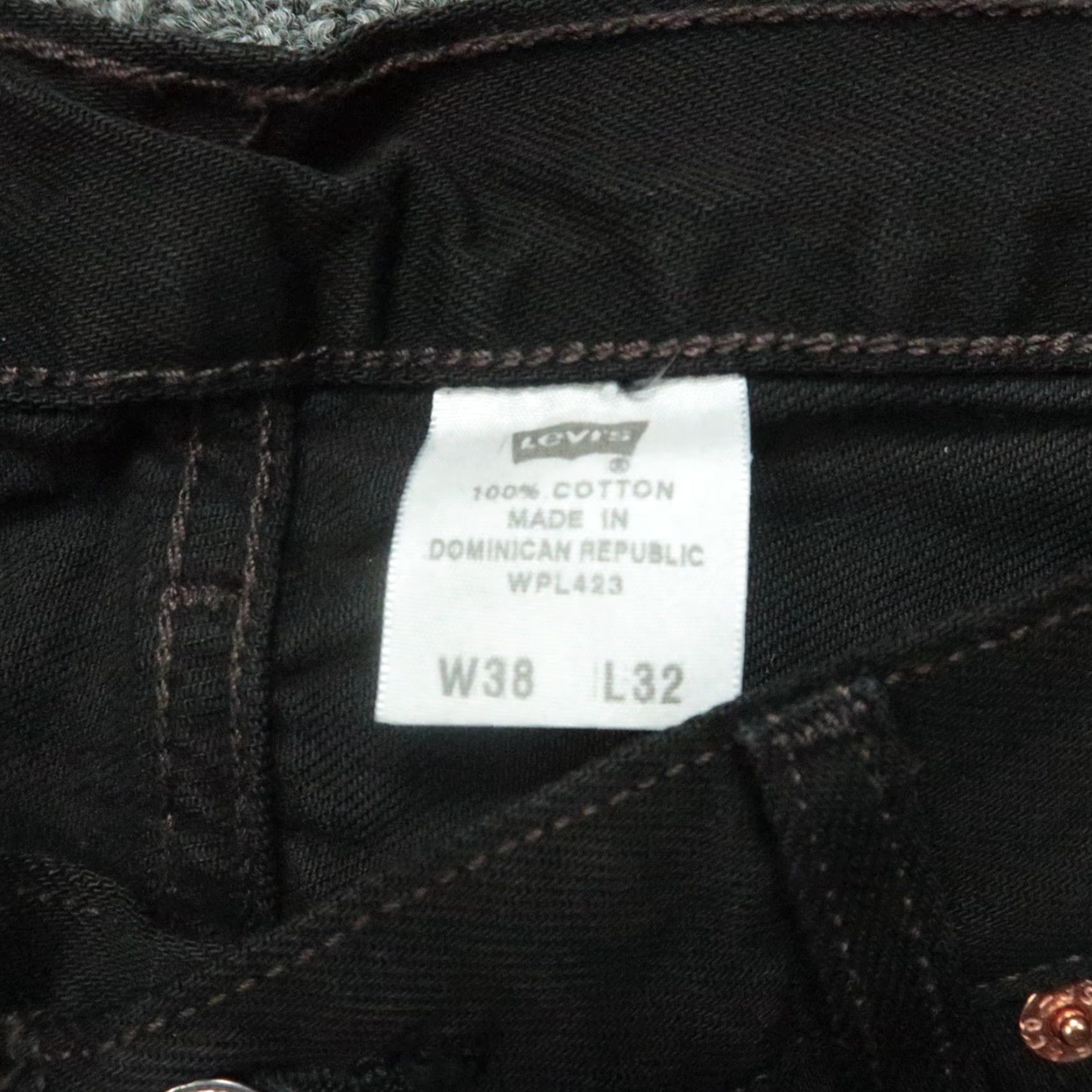 Levi's VINTAGE Levi's Jeans Mens 38x32 Black 501 Preshrunk Button Fly 5 Pocket Y2K NWT Size US 38 / EU 54 - 4 Thumbnail