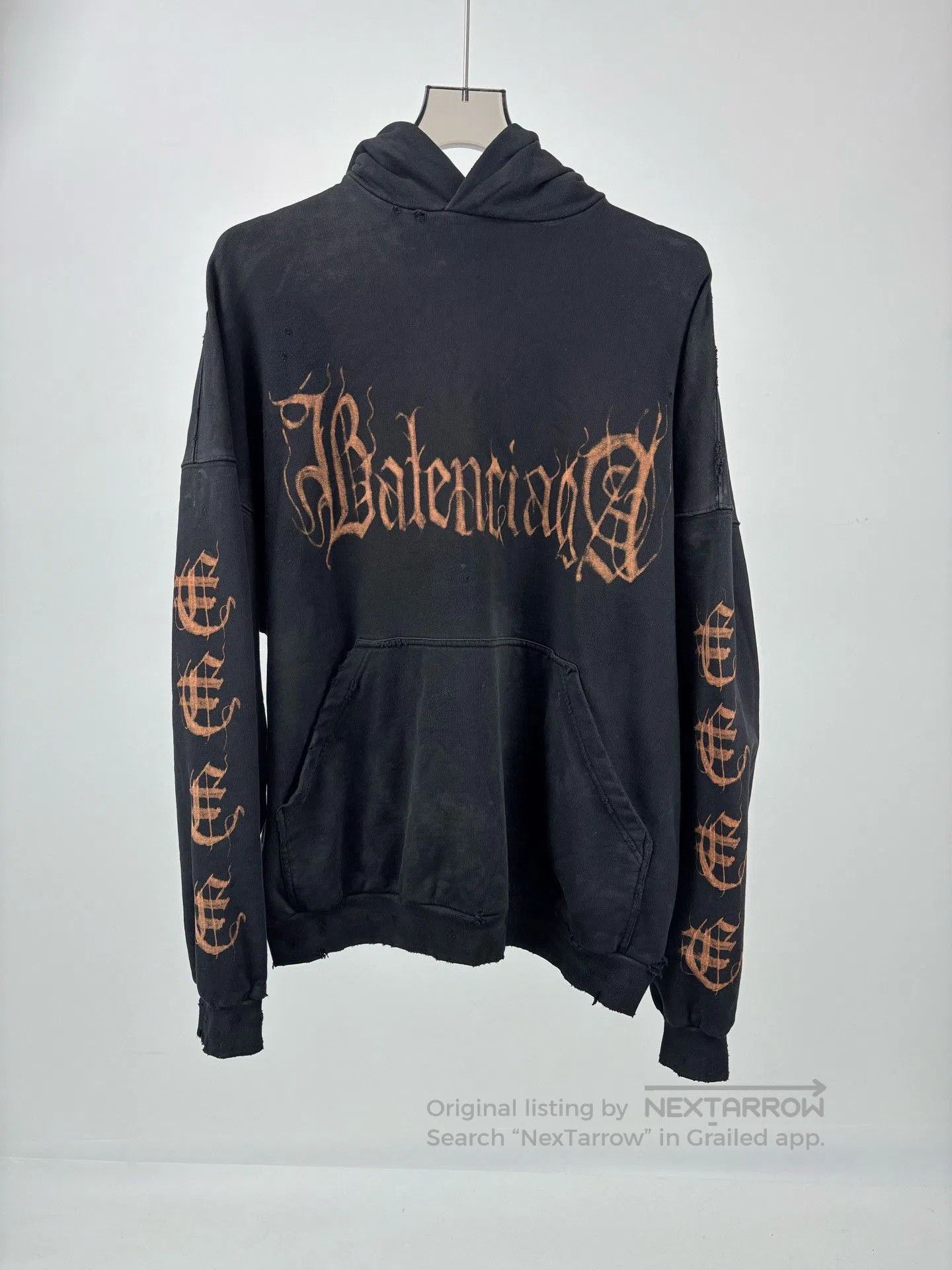Balenciaga Balenciaga Mud. Size US M / EU 48-50 / 2 - 1 Thumbnail