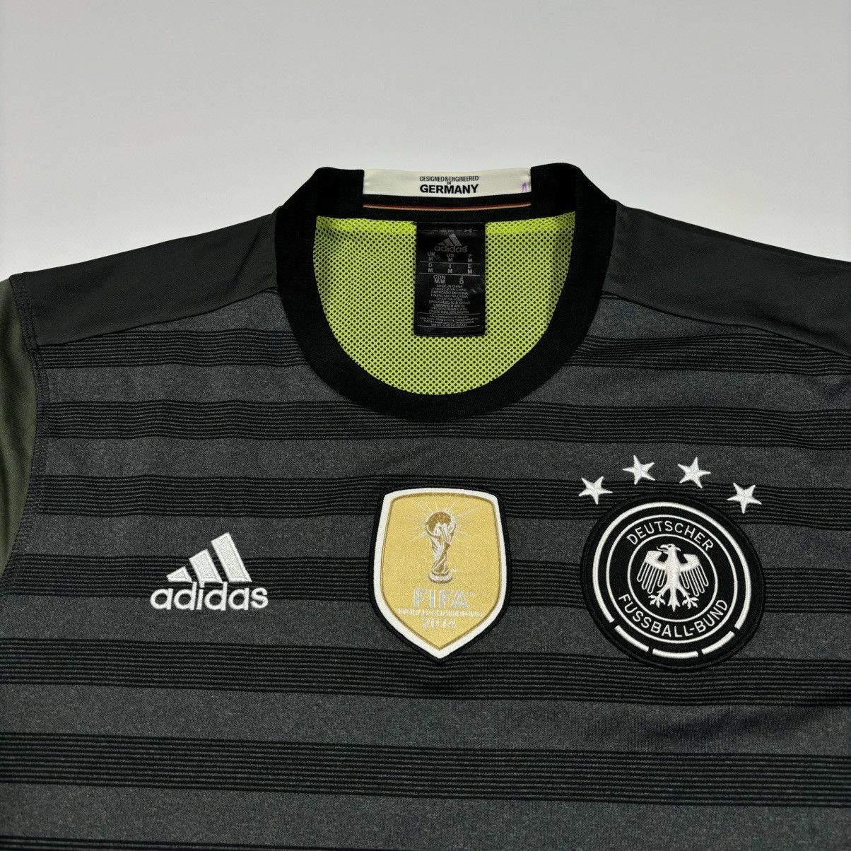 Adidas Adidas Germany Deutscher Fifa World champions 2014 medium Size US M / EU 48-50 / 2 - 3 Thumbnail