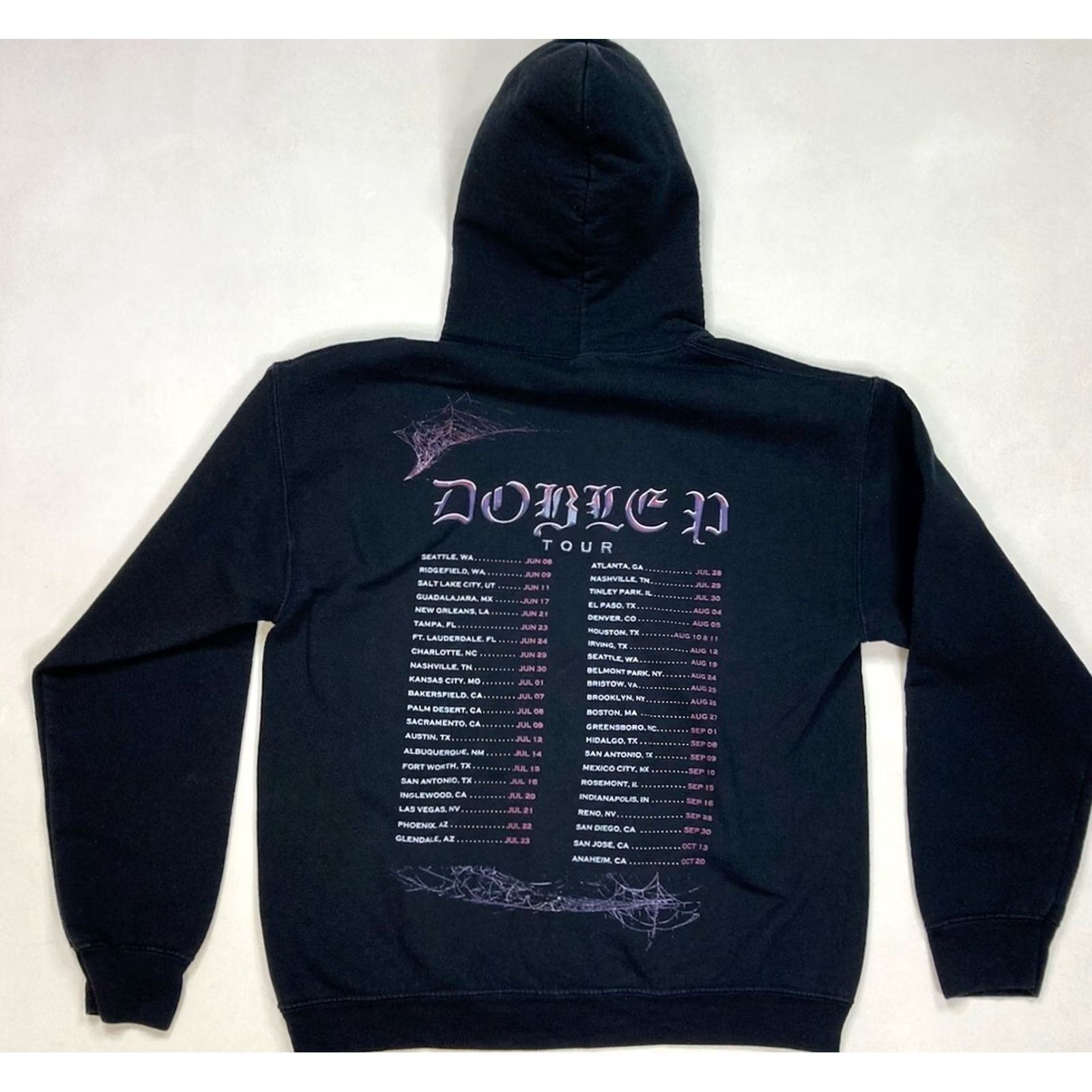 Vintage Peso Pluma Double P Tour Graphic Pullover Hoodie Women Medium Black Music Shirt Size M / US 6-8 / IT 42-44 - 3 Thumbnail