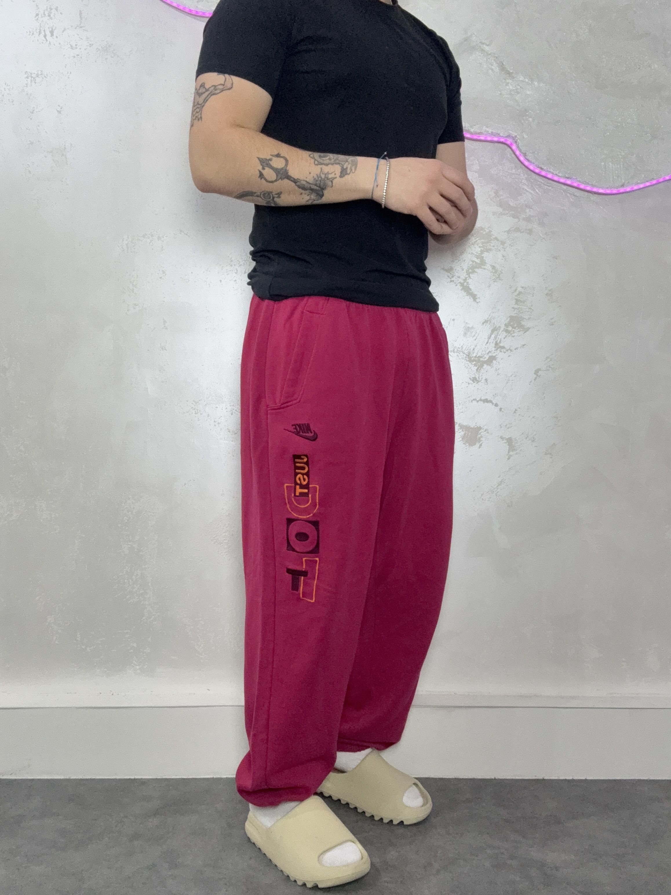 Nike Nike Vintage Pink "Just Do It" Graphic Sweatpants 90s Size US 35 - 1 Thumbnail
