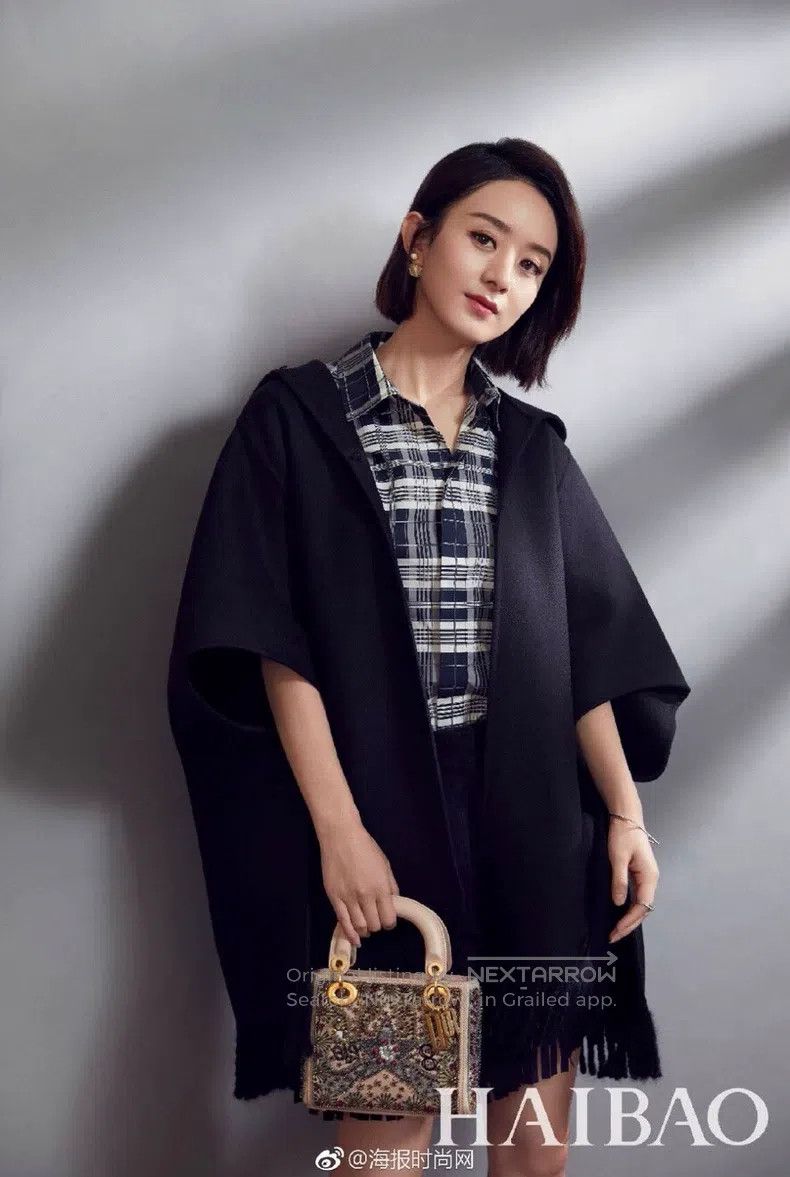 Valentino Valentino Black blend cape Size S / US 4 / IT 40 - 5 Thumbnail