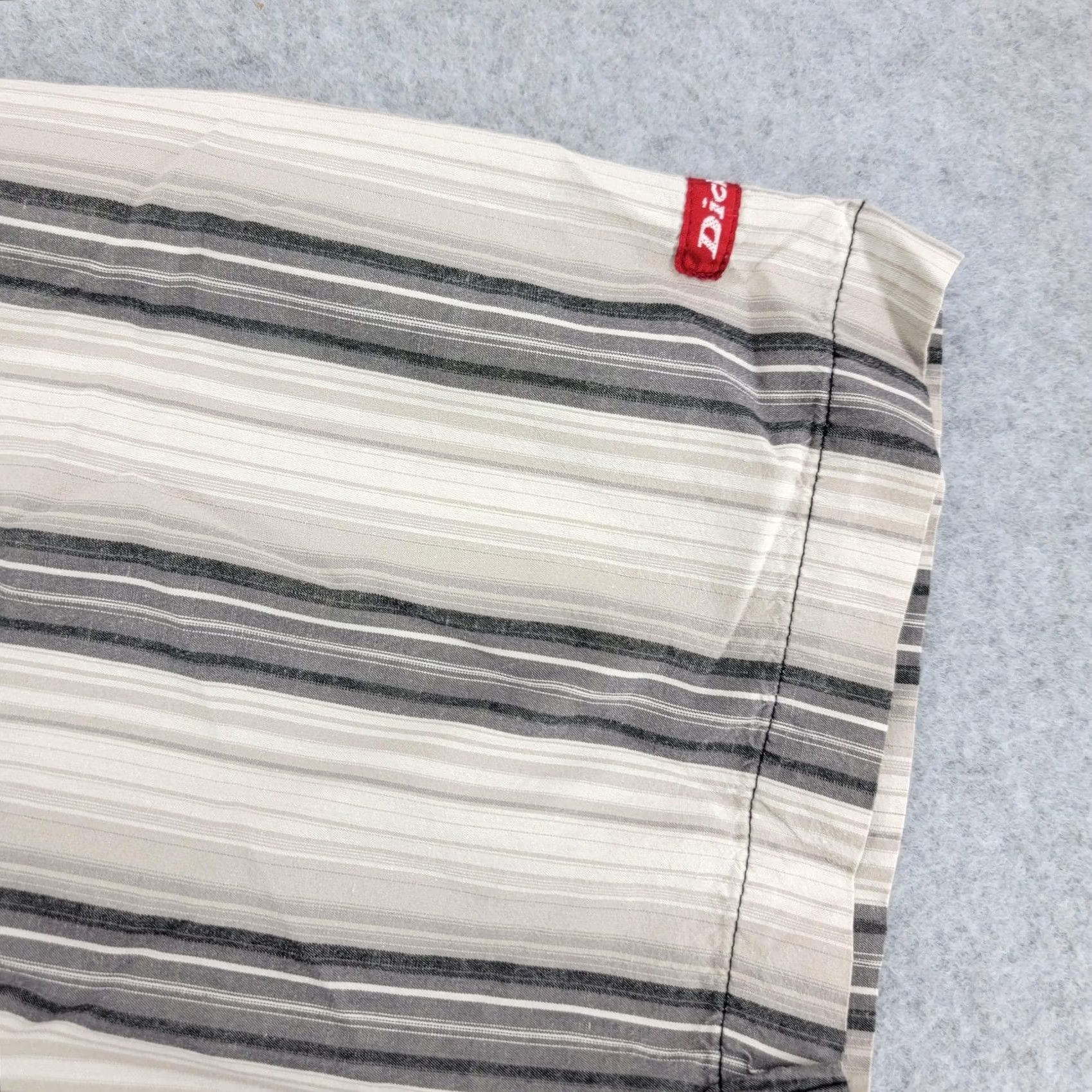Dickies Dickies Shirt Mens Large Beige Gray Stripe Short Sleeve Button Front Casual Size US L / EU 52-54 / 3 - 3 Thumbnail
