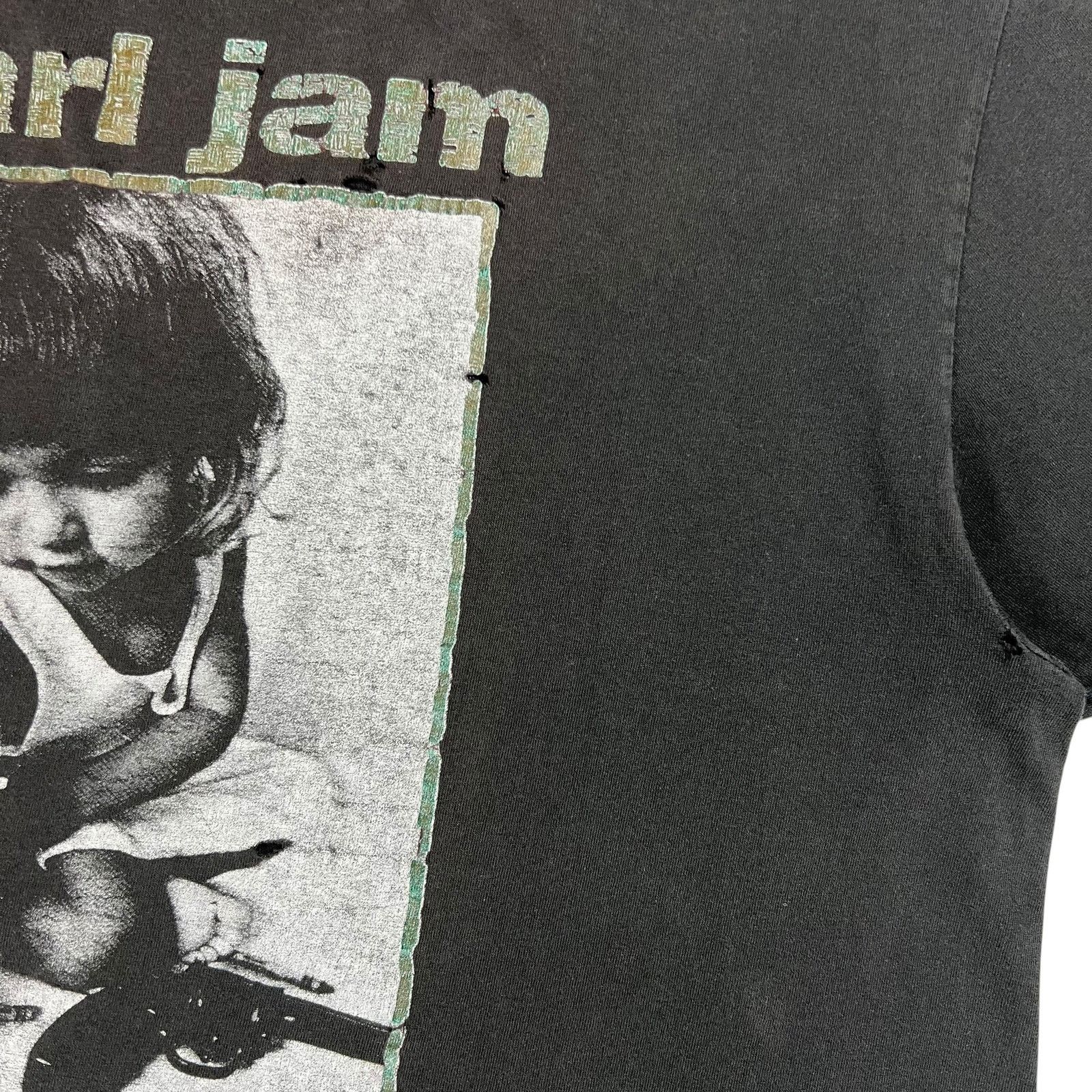 Band Tees × Hanes × Vintage Vintage 1992 Pearl Jam Choices Crayons Gun faded band tee Size US XL / EU 56 / 4 - 5 Thumbnail