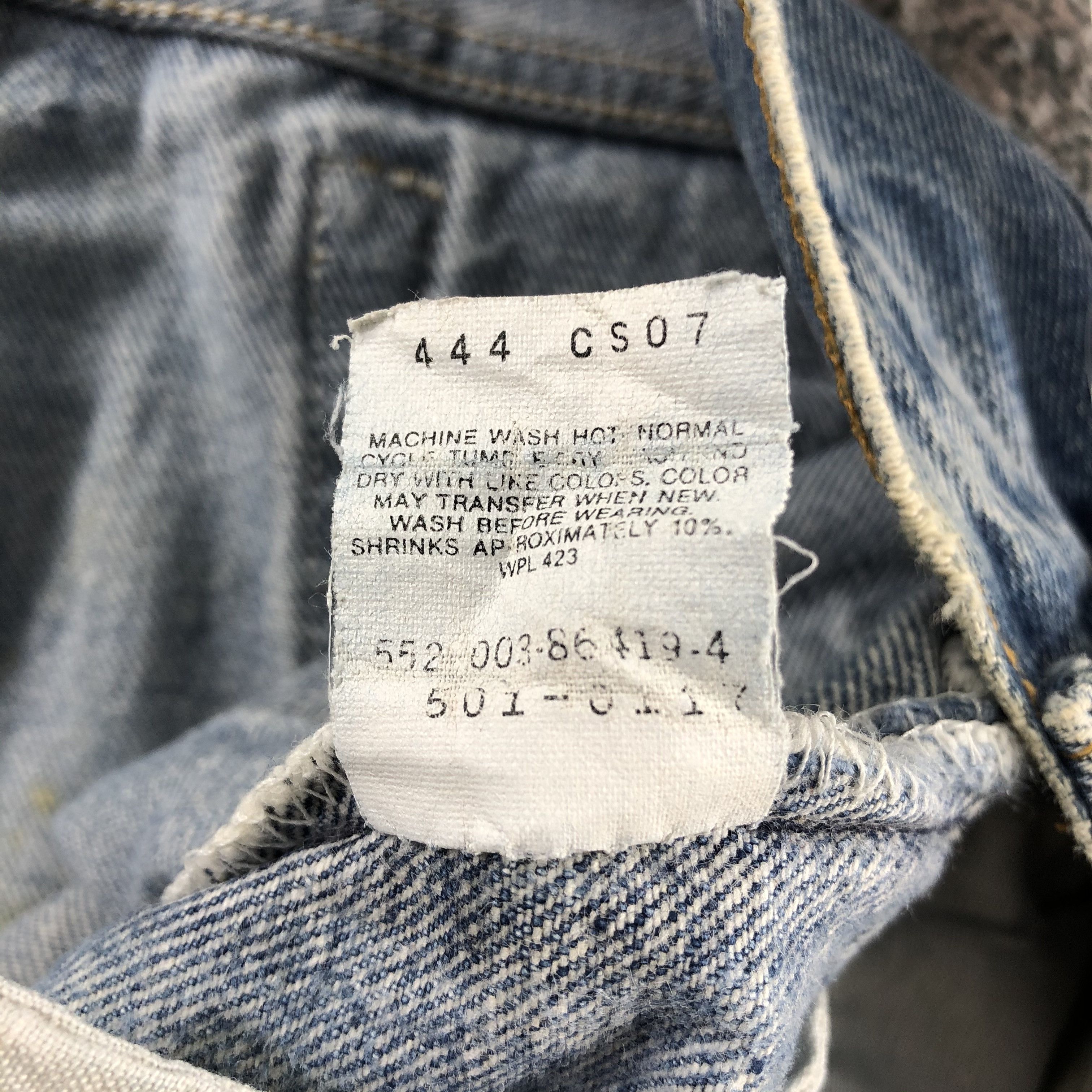 Levi's Vintage Levis 501 Jeans Stone Wash Distres Denim KJ1236 Size US 35 - 11 Thumbnail