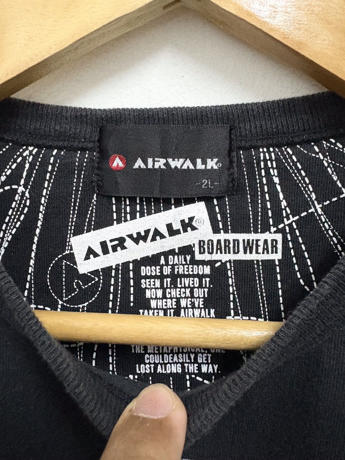 Airwalk × Vintage AirWalk Cross Chrome Heart Sleeveless Size US L / EU 52-54 / 3 - 7 Thumbnail
