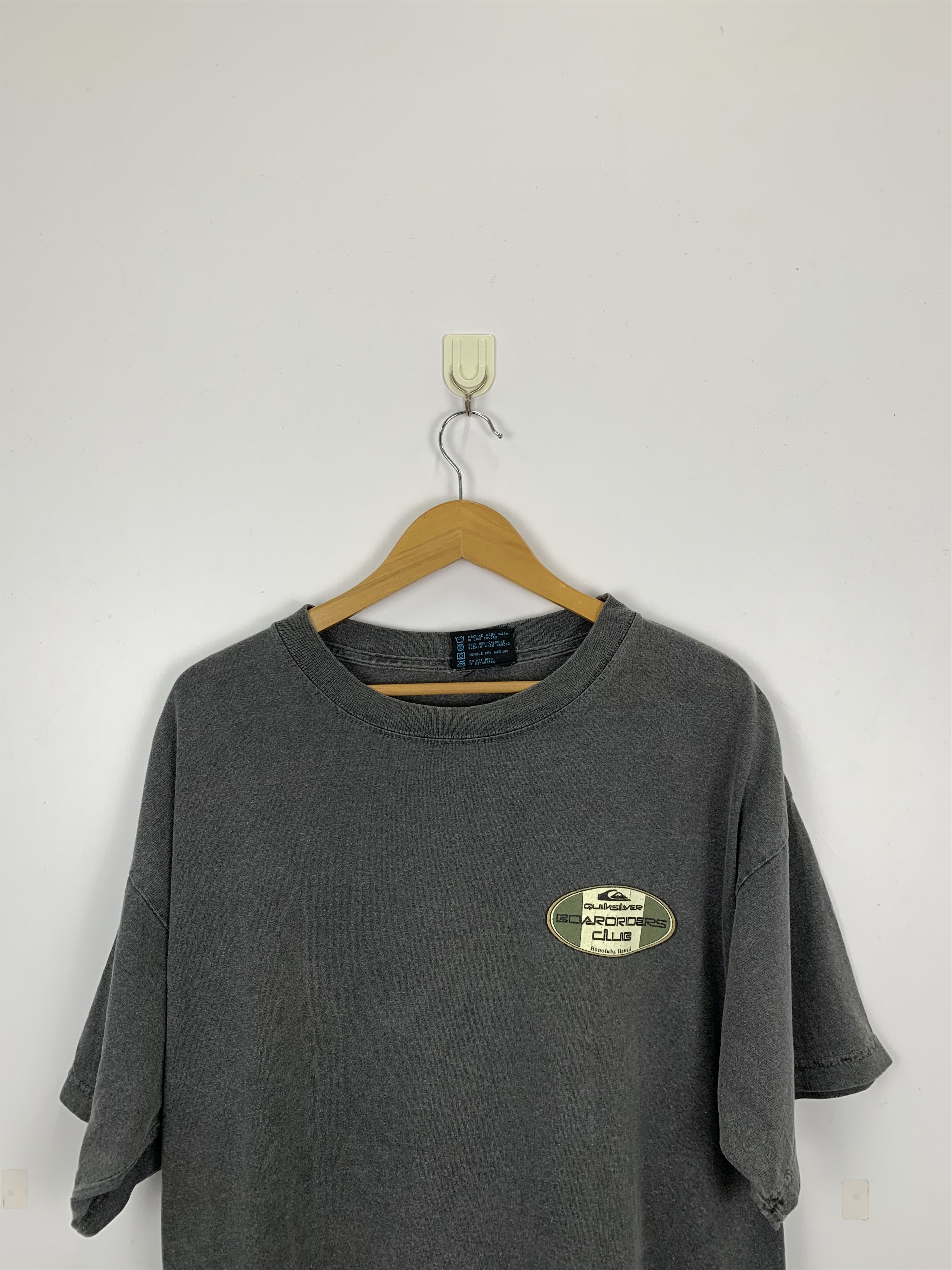 Quiksilver Vintage 90s Sun Faded Quiksilver Boardriders Club Tee TA0170 Size US M / EU 48-50 / 2 - 4 Thumbnail