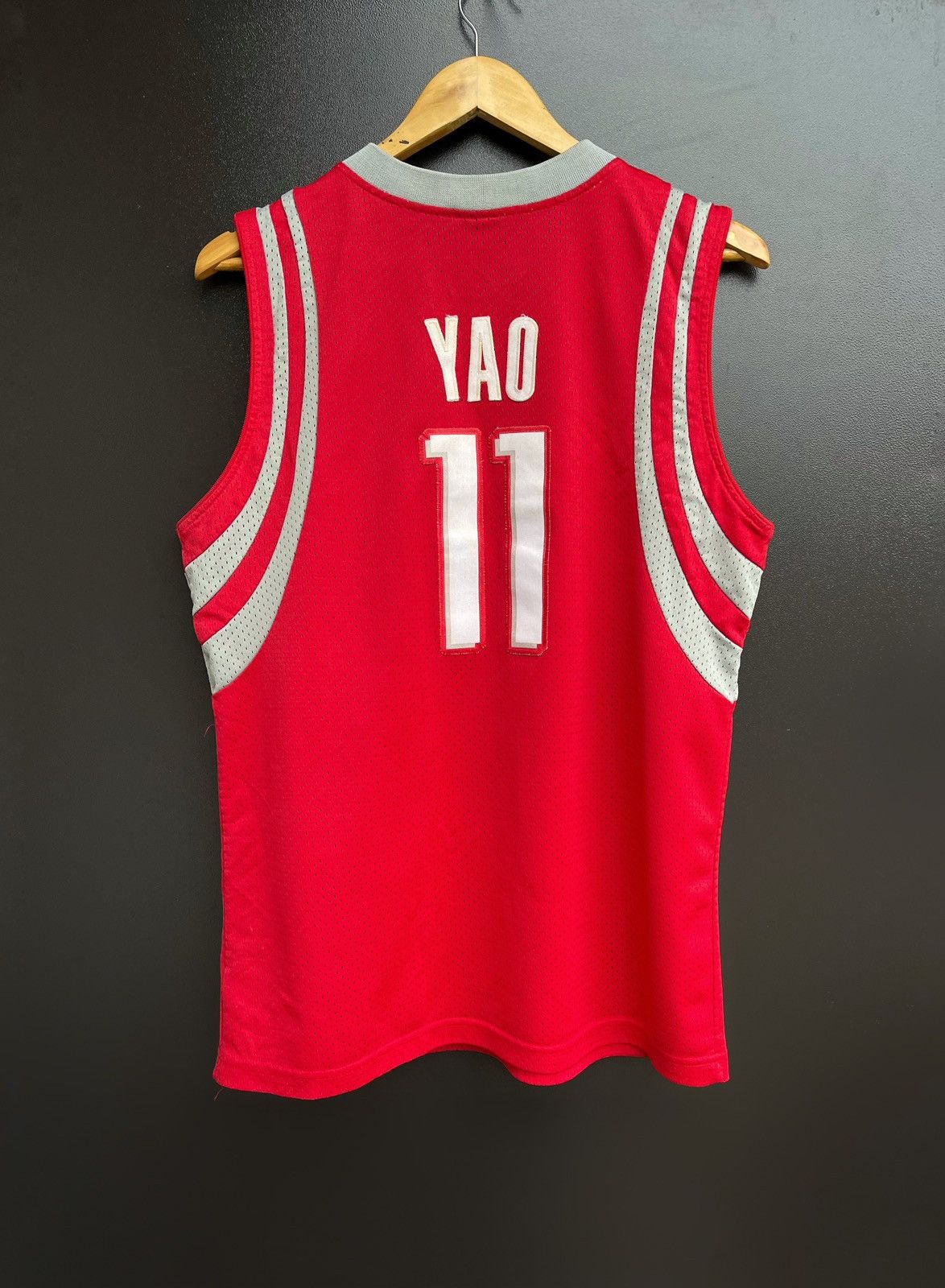 NBA Nike Houston Rockets Yao Ming 11 Red Basketball Jersey S Size US XXS / EU 40 - 8 Thumbnail