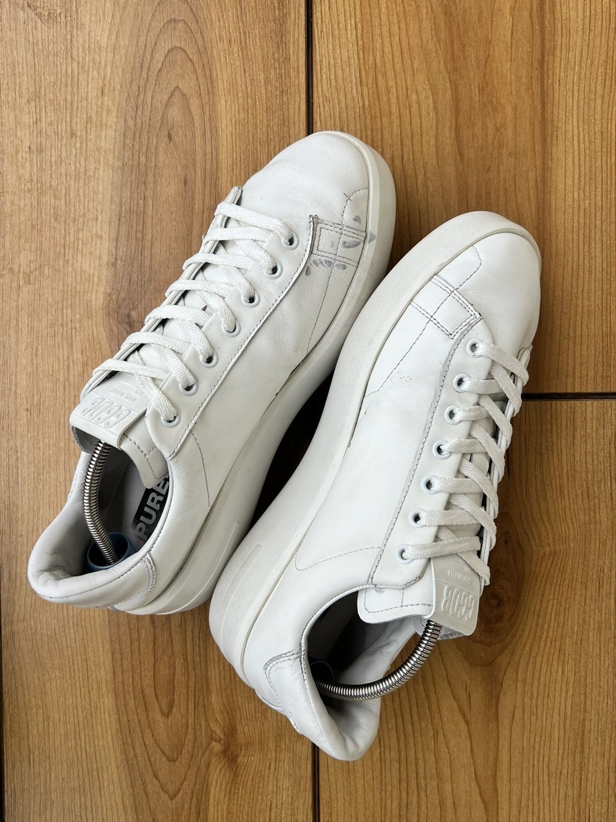 Golden Goose Pure Star Sneaks Size US 9 / EU 42 - 2 Thumbnail