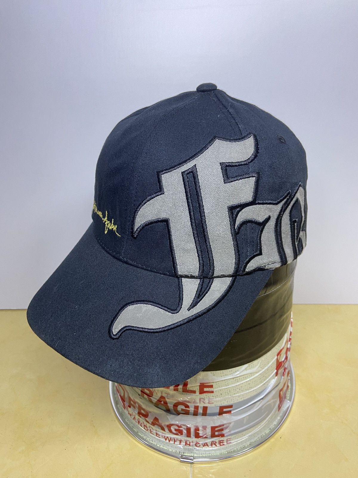 Fubu FUBU THE COLLECTION PLATINUM FUBU CAP Size ONE SIZE - 2 Thumbnail