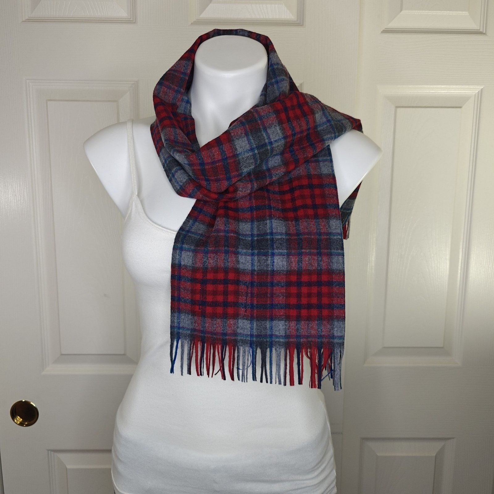 Pendleton Vintage Pendleton plaid fringed 100% virgin wool scarf Size ONE SIZE - 1 Thumbnail