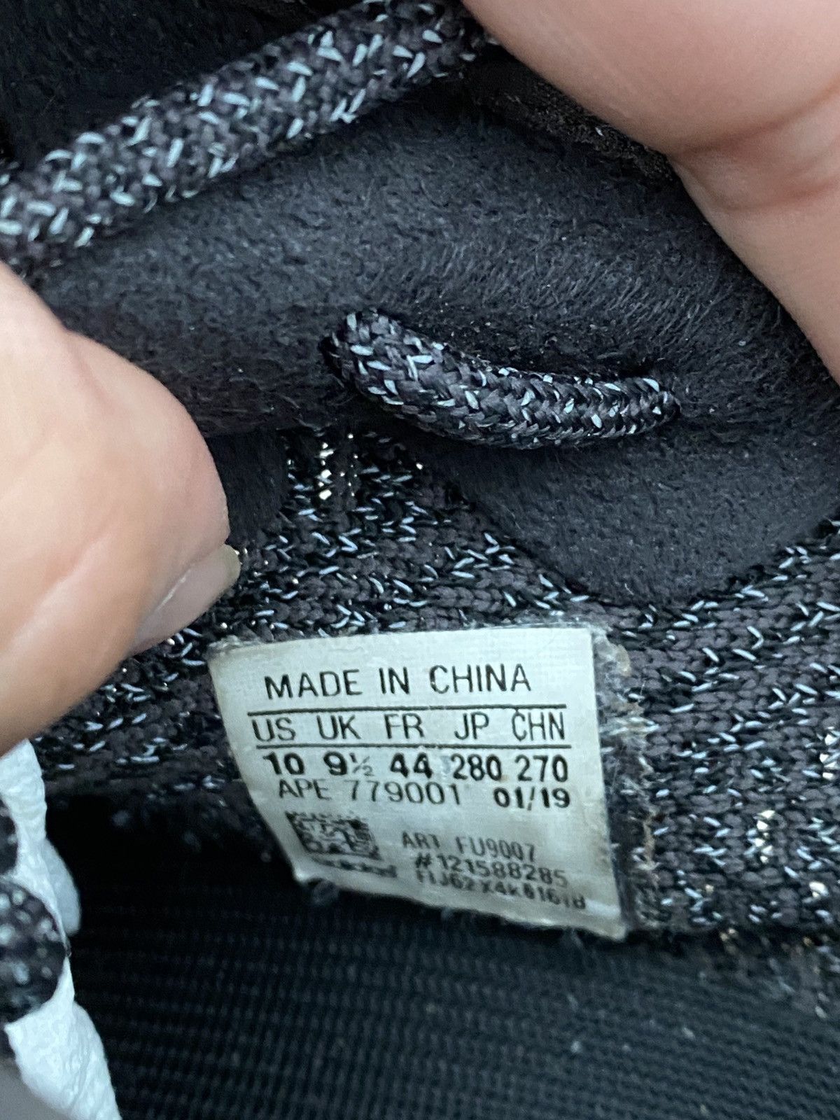 Adidas Yeezy Boost 350 V2 Static Black Reflective FU9007 SZ 10 Size US 10 / EU 43 - 6 Thumbnail