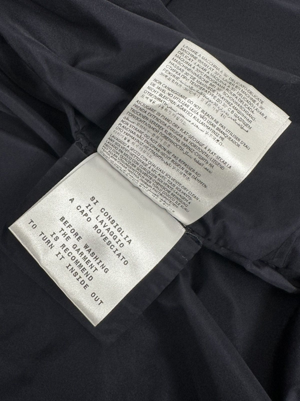 Moncler Moncler - Odda Giubbotto Blouson Zip-Up Light Jacket - Navy Size M / US 6-8 / IT 42-44 - 17 Thumbnail