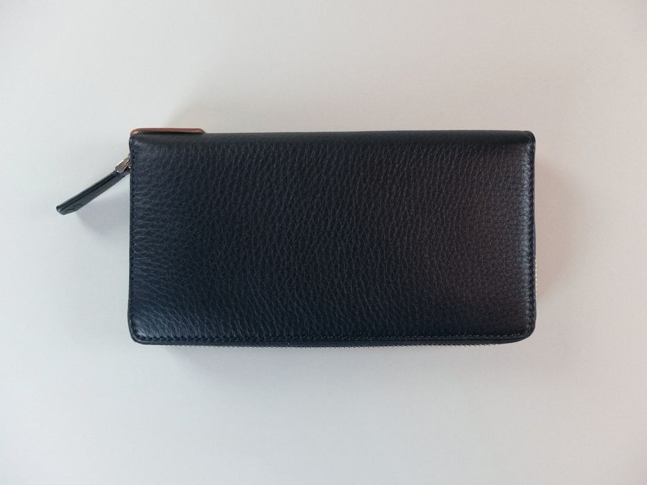 Loro Piana LORO PIANA Inside Out navy blue leather zip around wallet ...