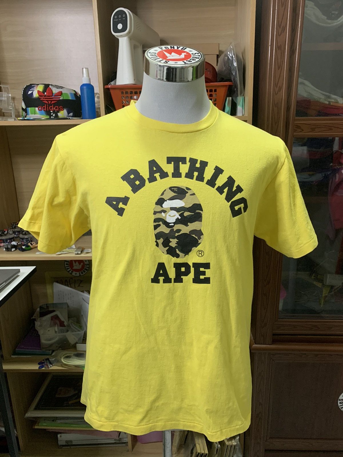 Bape 1st Camo College Tee Size US M / EU 48-50 / 2 - 1 Thumbnail