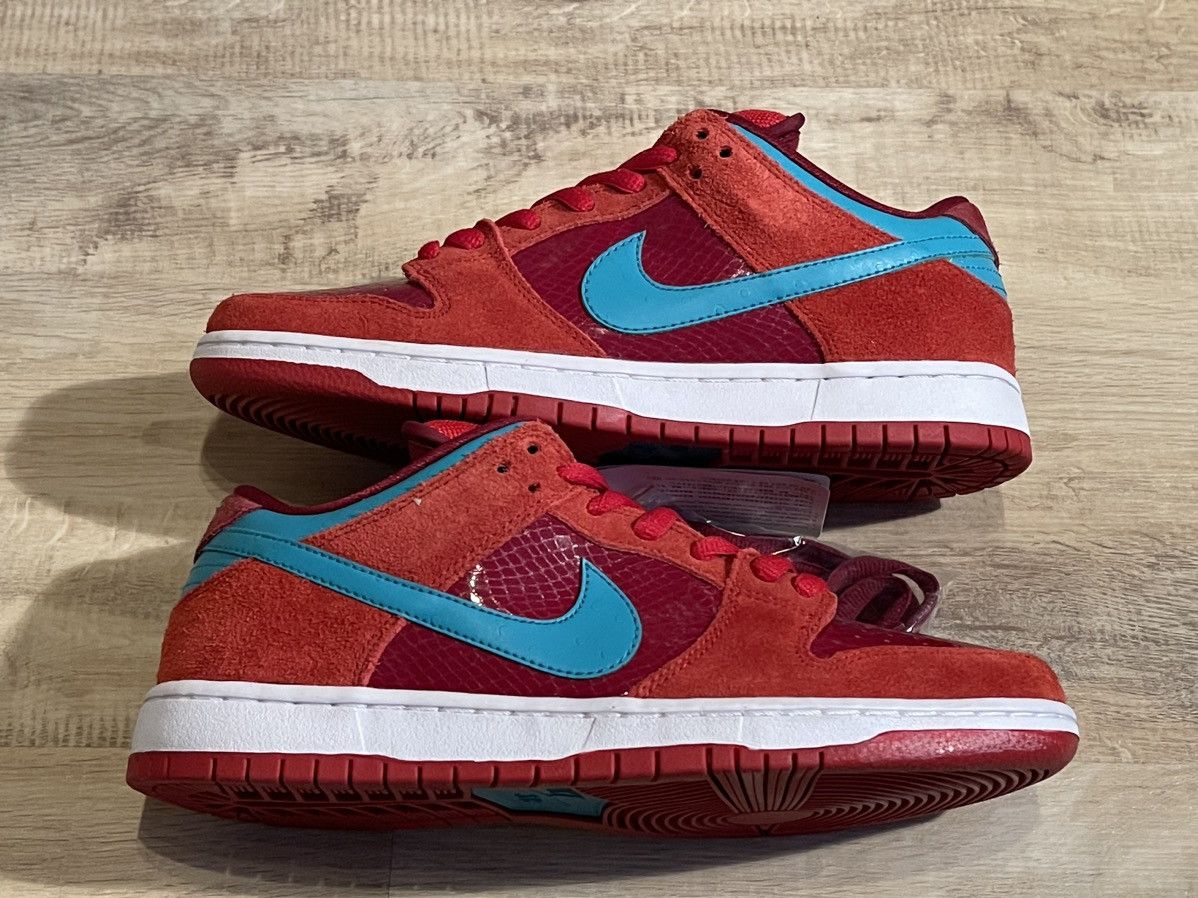 Nike NIKE Dunk Low Premium SB brickhouse/turbo green Size US 9 / EU 42 - 6 Thumbnail
